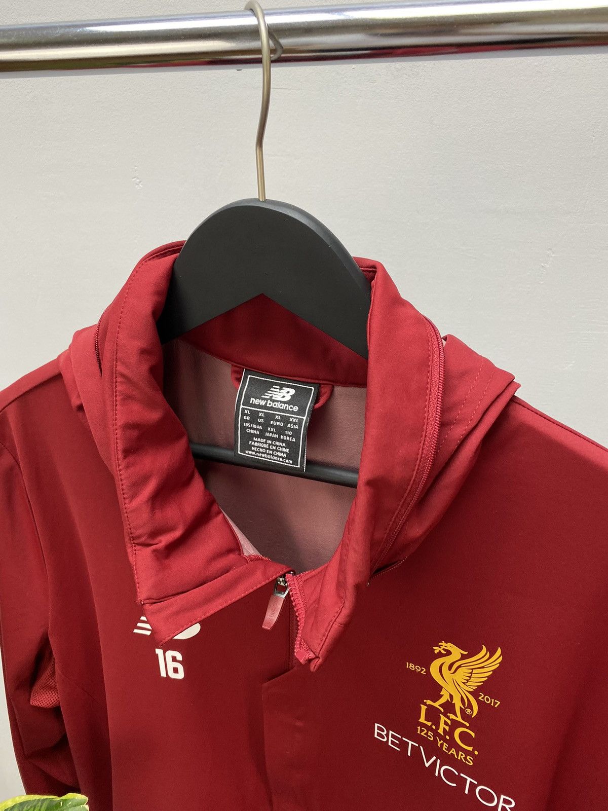 New Balance New balance #16 Grujic Liverpool Windbreaker Jacket Size US XL / EU 56 / 4 - 17 Thumbnail