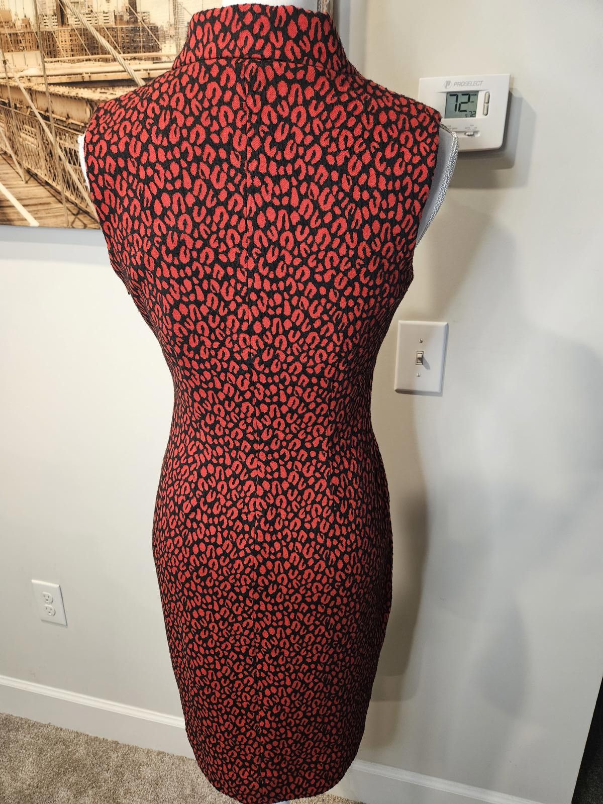 Calvin Klein Calvin Klein Stylish Red Leopard Print Sleeveless Dress H114 Size S / US 4 / IT 40 - 4 Thumbnail