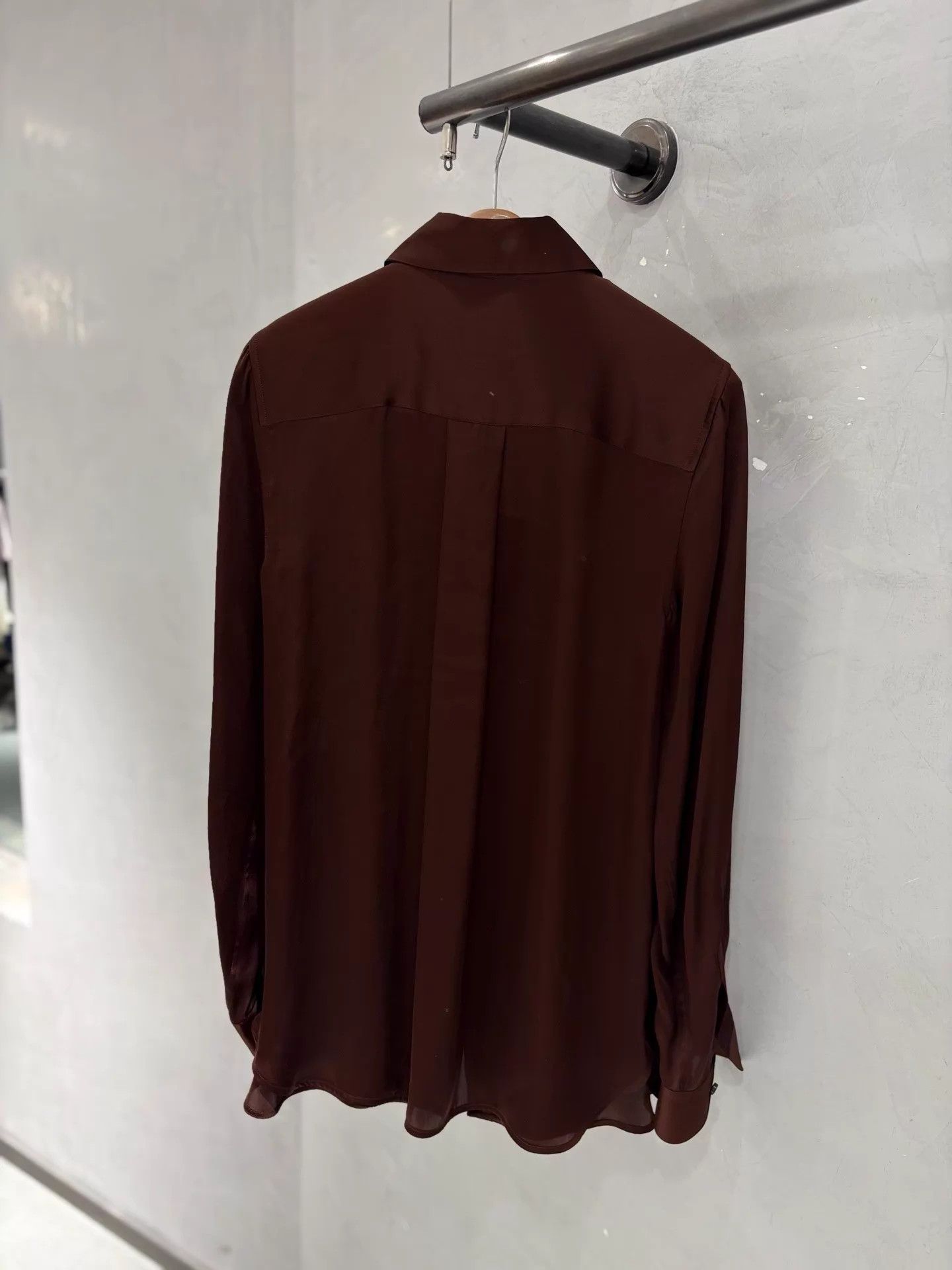 Loro Piana Loro Piana Deep Chocolate 100% Silk Shirt 40 Size S / US 4 / IT 40 - 3 Thumbnail