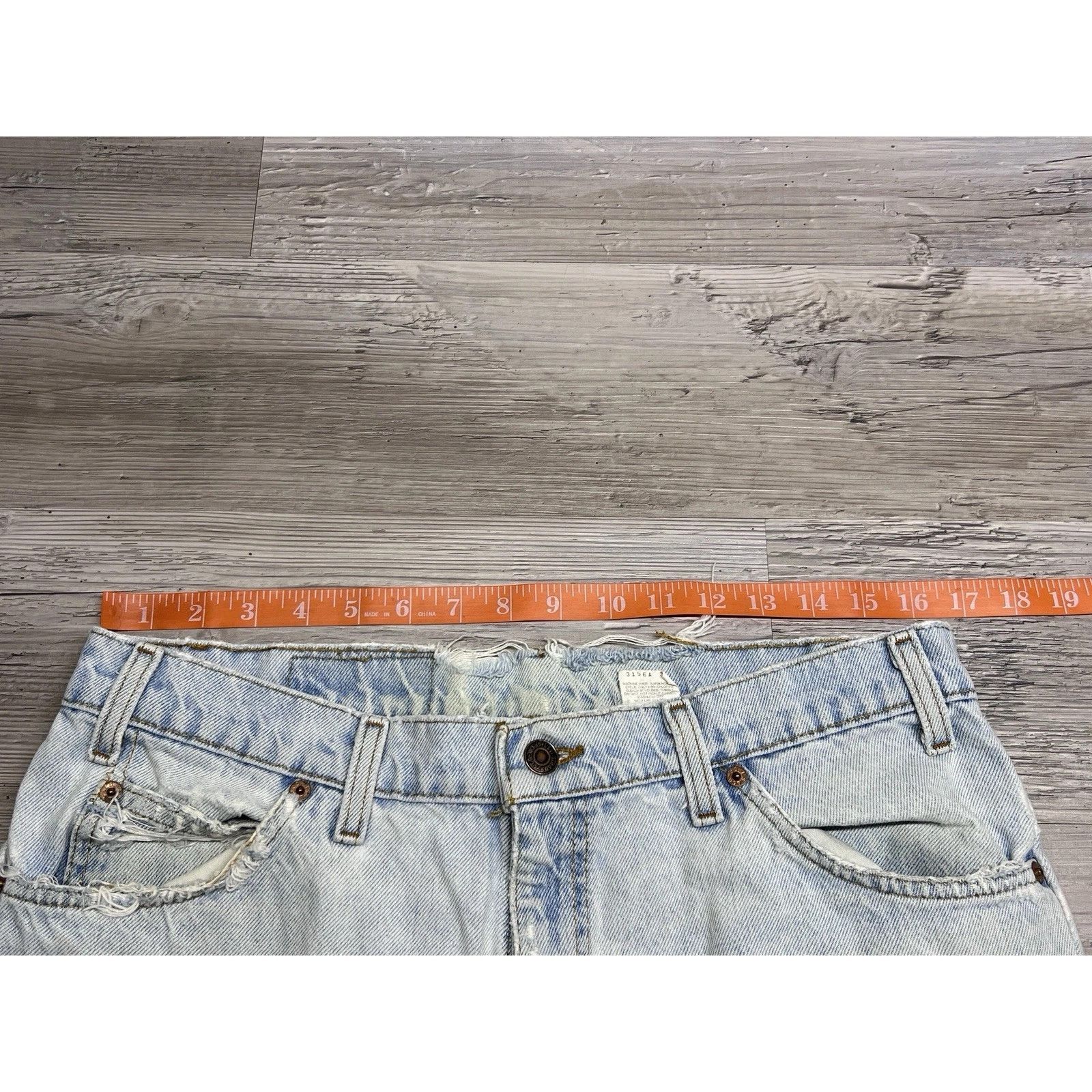 Levi's Levis- 550 Jeans 90s Orange Tab Distressed Denim USA Size US 36 / EU 52 - 14 Thumbnail