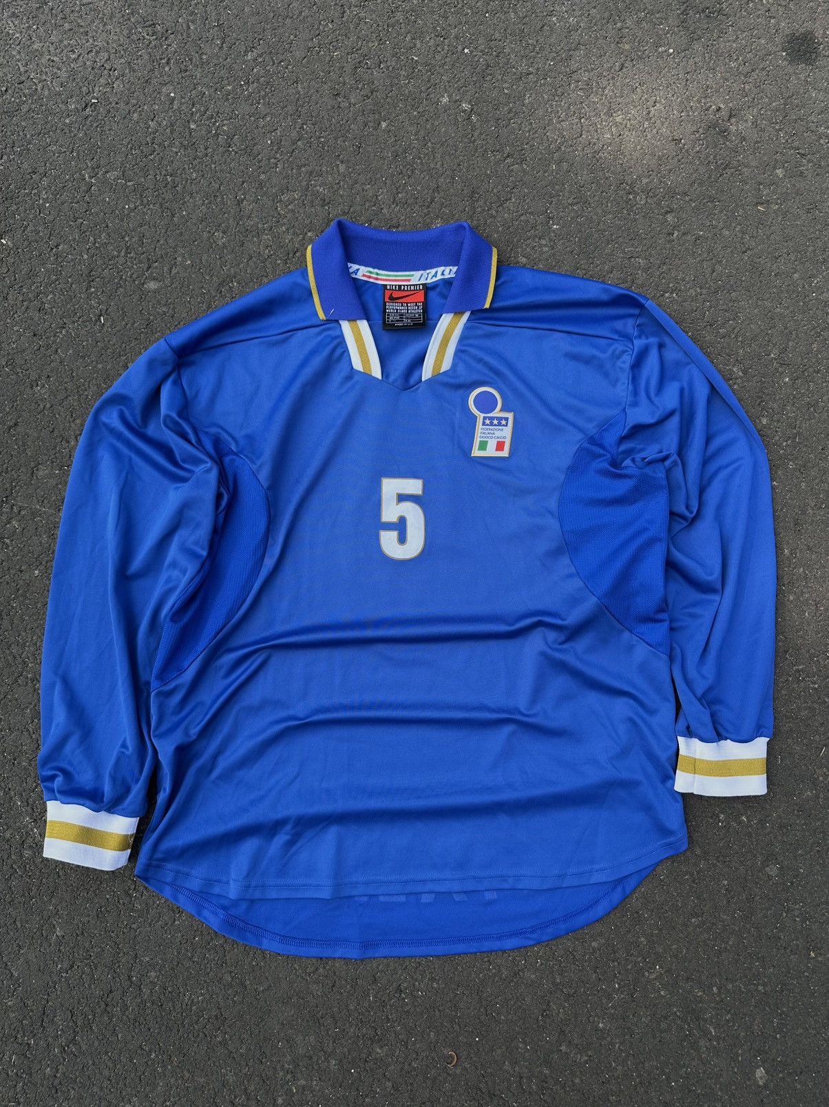 Vintage Vintage Jersey Nike Italy 96-97 #5 Alessandro Costacurta Size US XXL / EU 58 / 5 - 3 Thumbnail