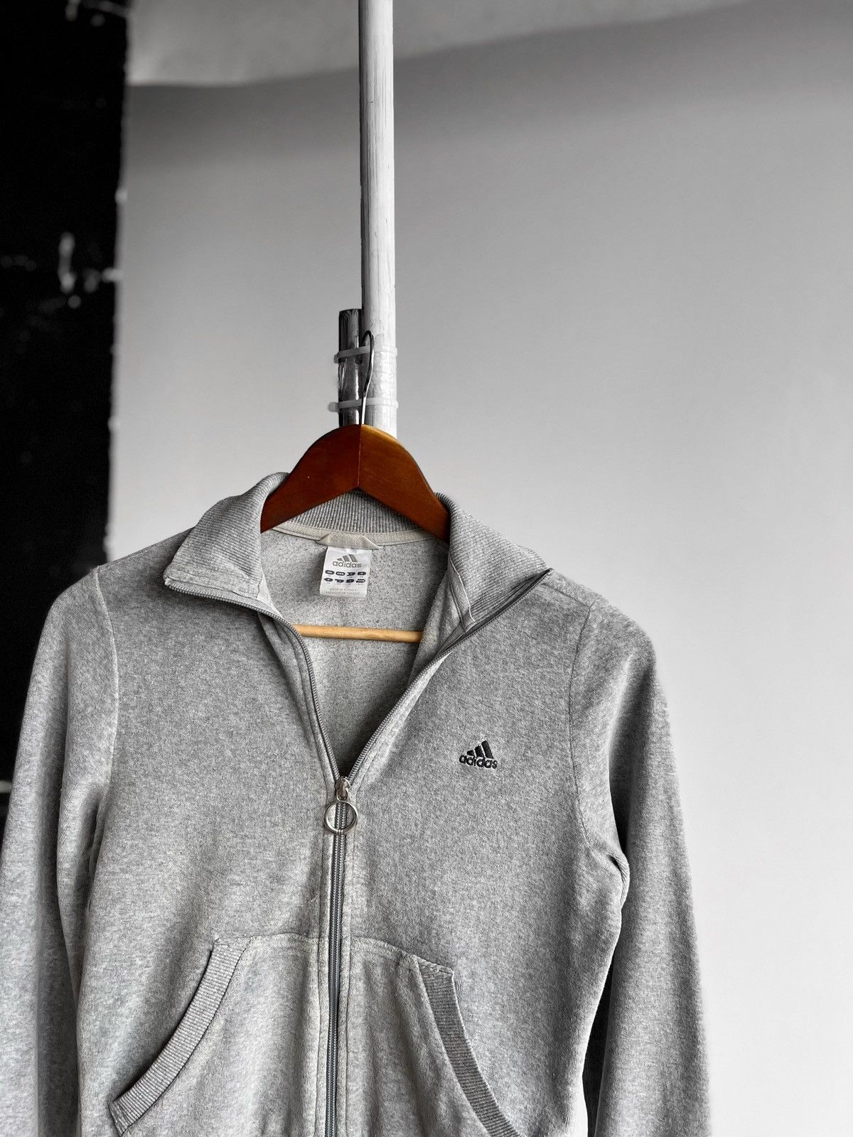 Adidas × Vintage Adidas Womens Vintage 00s Gray Full Zip Track Sweat Jacket Size S / US 4 / IT 40 - 2 Thumbnail
