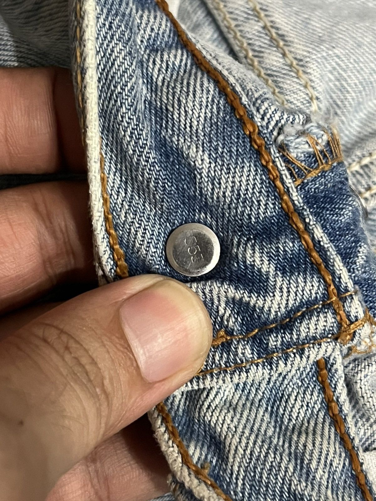 Levi's Vintage Y2K Levi’s 501 Light Blue Washed Distressed Jeans Size 30" / US 8 / IT 44 - 8 Thumbnail