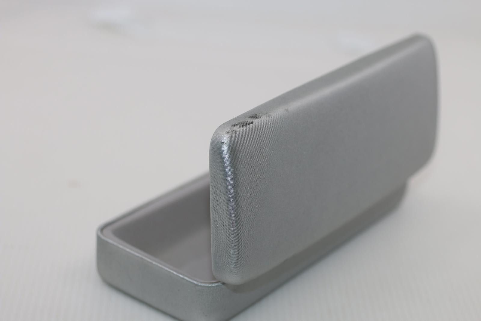 The Unbranded Brand Hard Shell Eyeglass Case – Silver Fabric-Covered Hinged Case Size ONE SIZE - 4 Thumbnail