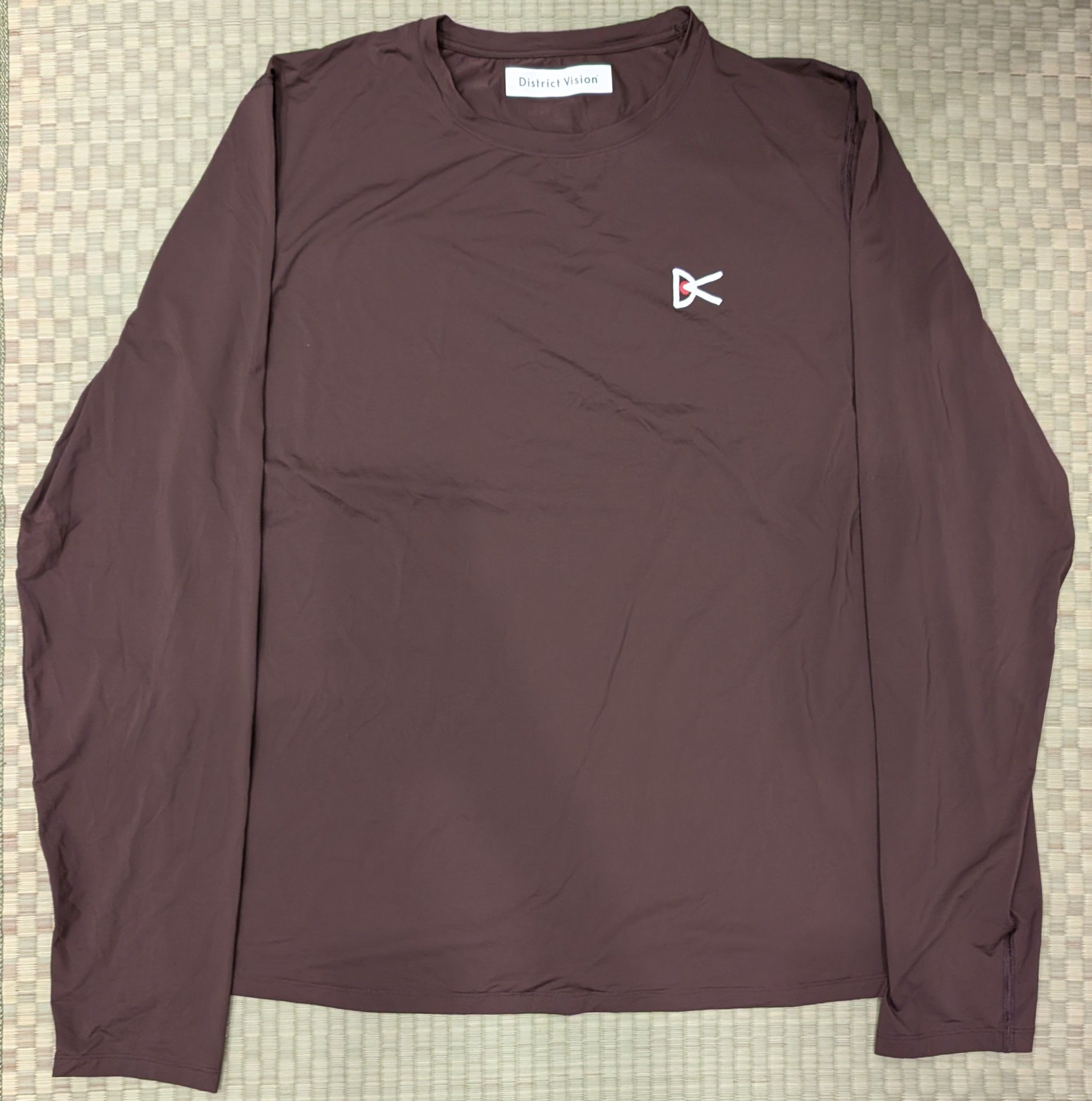 District Vision LNWOT District Vision Deva Tech Logo Long Sleeve T-shirt Size US S / EU 44-46 / 1 - 1 Thumbnail
