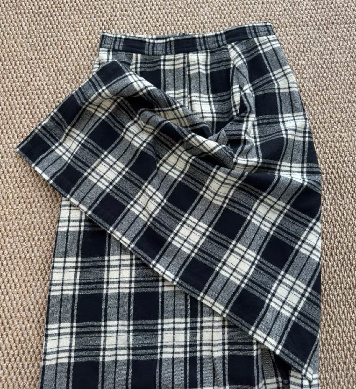 Comme des Garcons Comme des Garçons Deconstructed Plaid Wool Skirt K23 Size 26" / US 2 / IT 38 - 4 Thumbnail