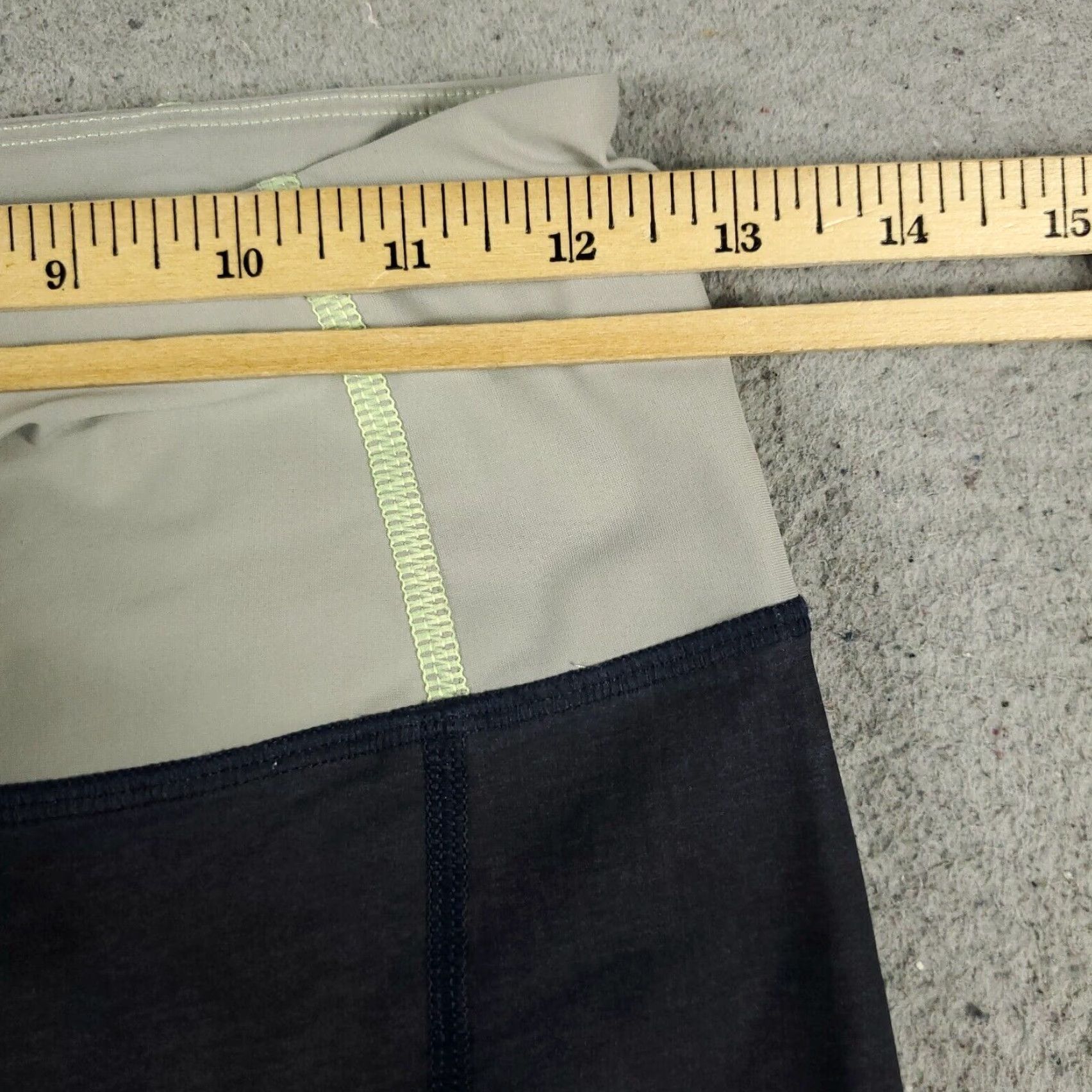 Lululemon Lululemon Leggings Capri Womens Size 6 Blue Pockets Activewear Athleisure Logo Modern Womens Size 28" / US 6 / IT 42 - 2 Thumbnail