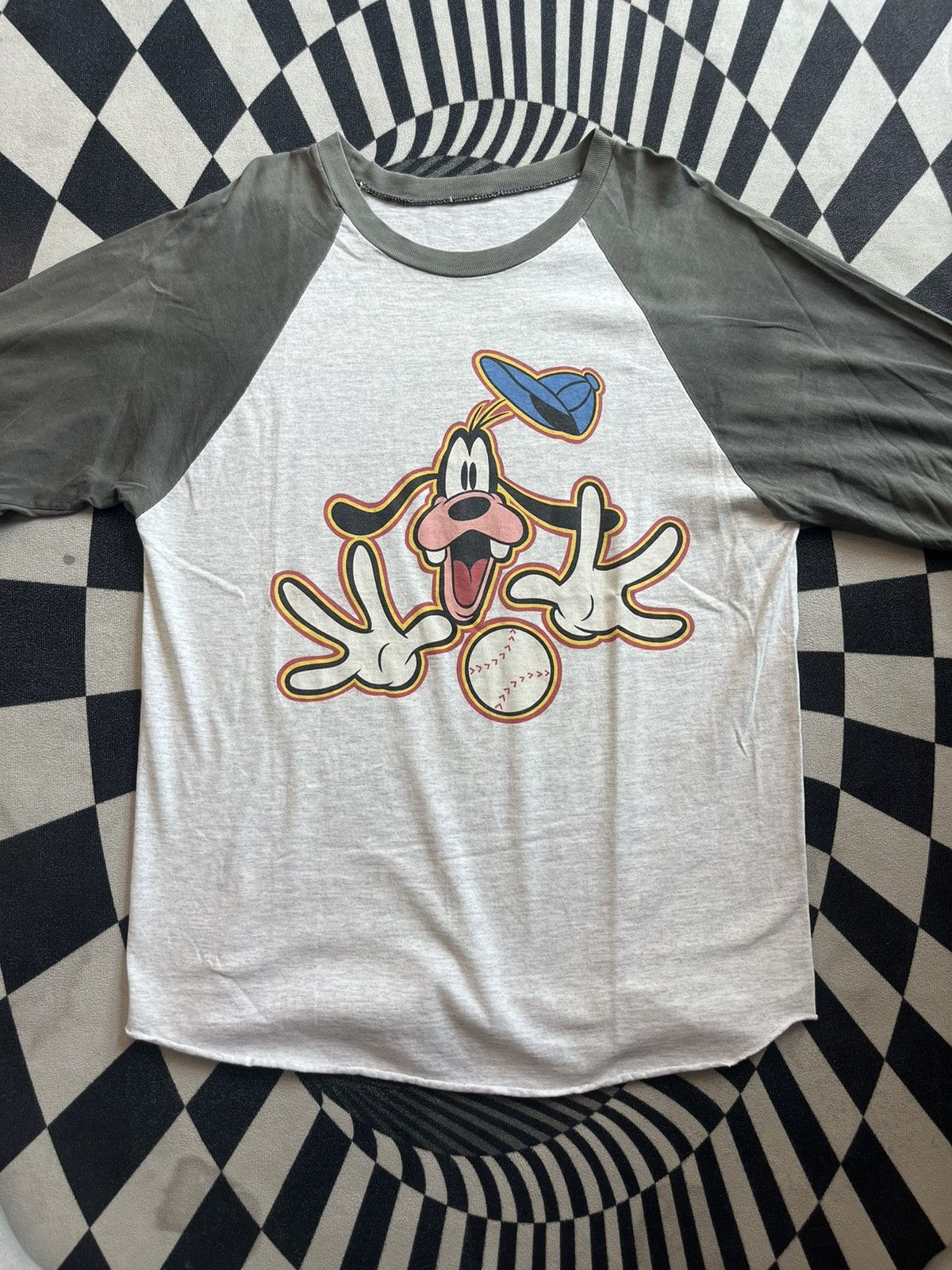 Disney Vintage Disney Goofy 90’s Tshirt Size US L / EU 52-54 / 3 - 4 Thumbnail