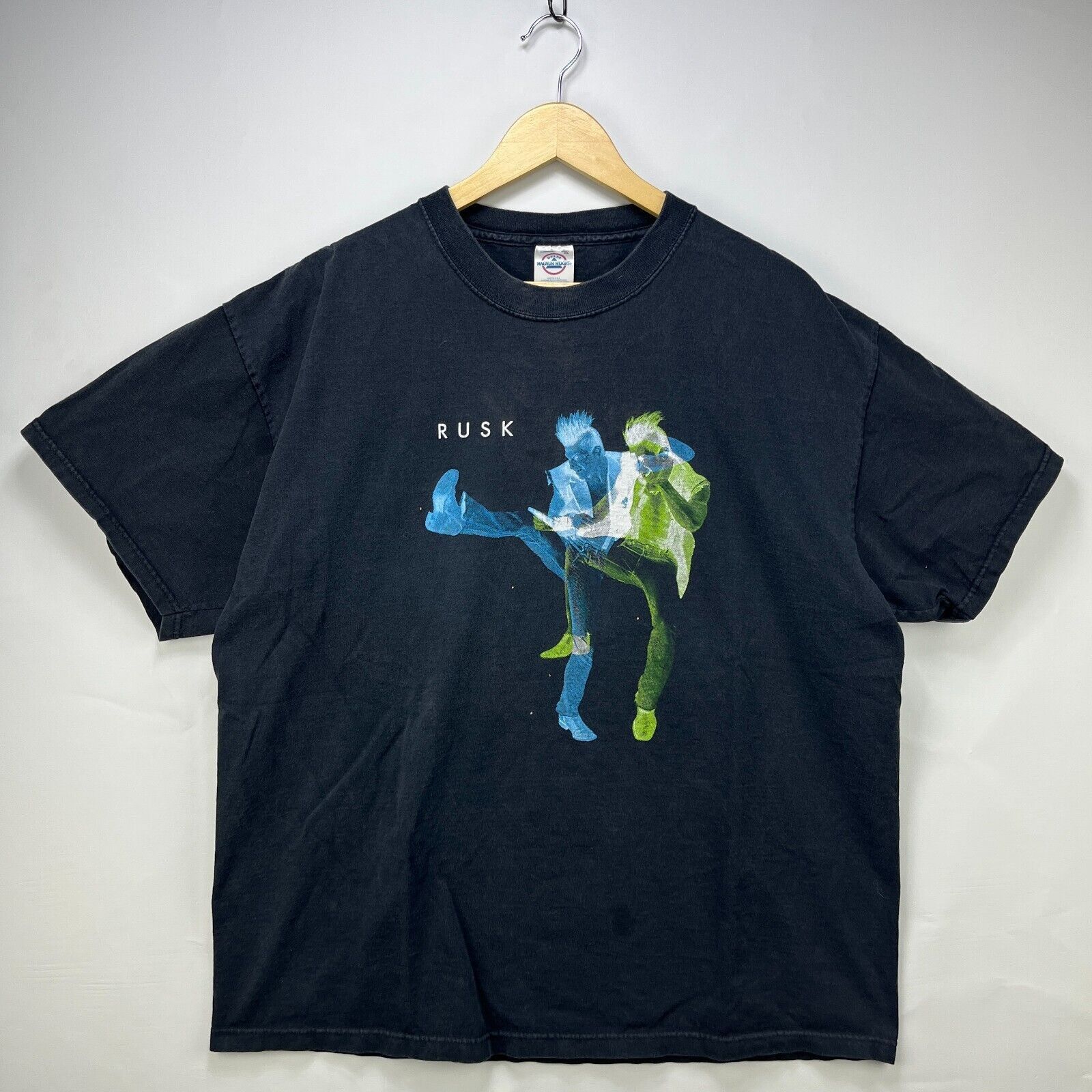 Vintage Vintage Rusk Sun Faded T-Shirt XL Band Graphic Size US XL / EU 56 / 4 - 1 Thumbnail