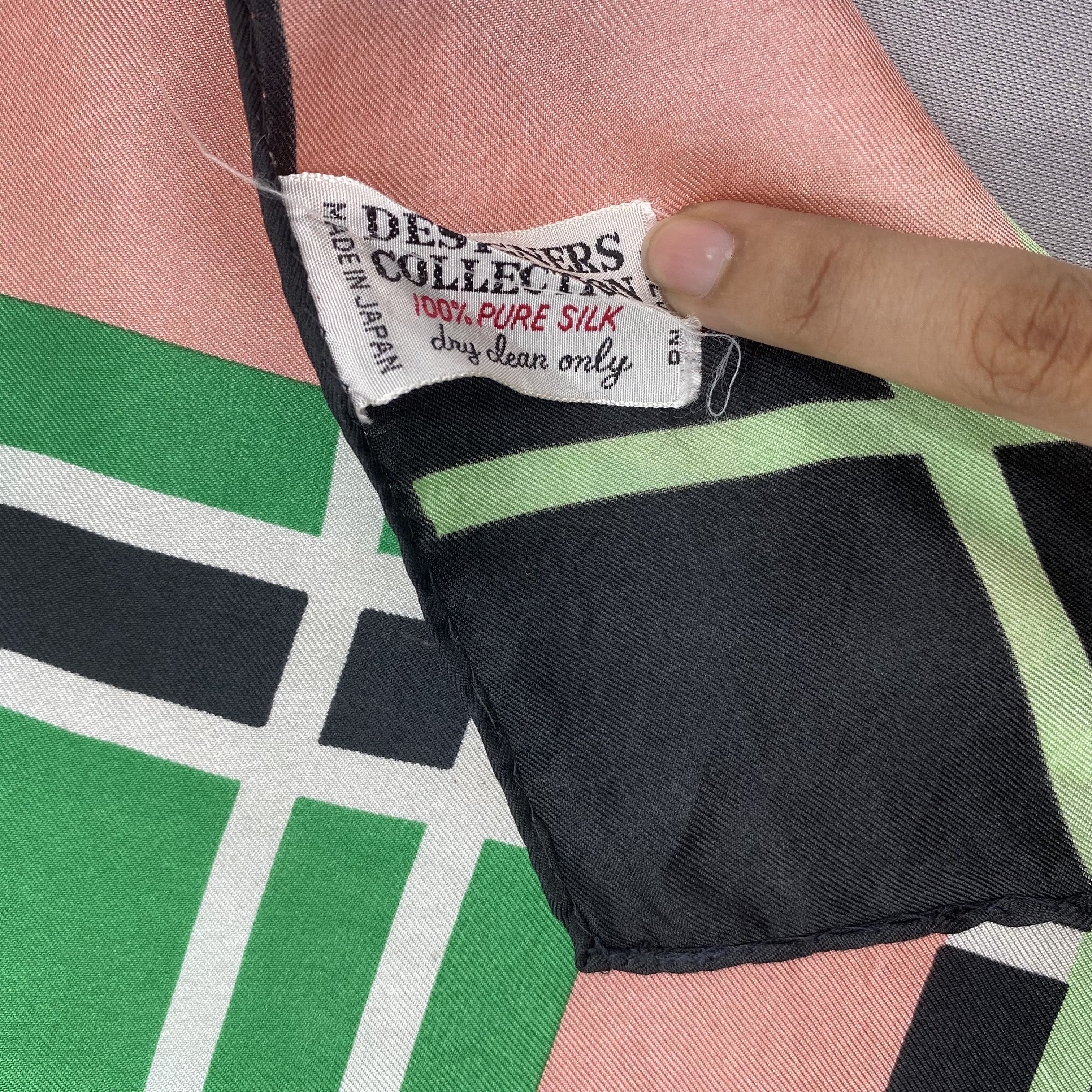 Japanese Brand Vintage Plaid SILK Scarf Twill Stole Wraps Scarves Size ONE SIZE - 9 Thumbnail