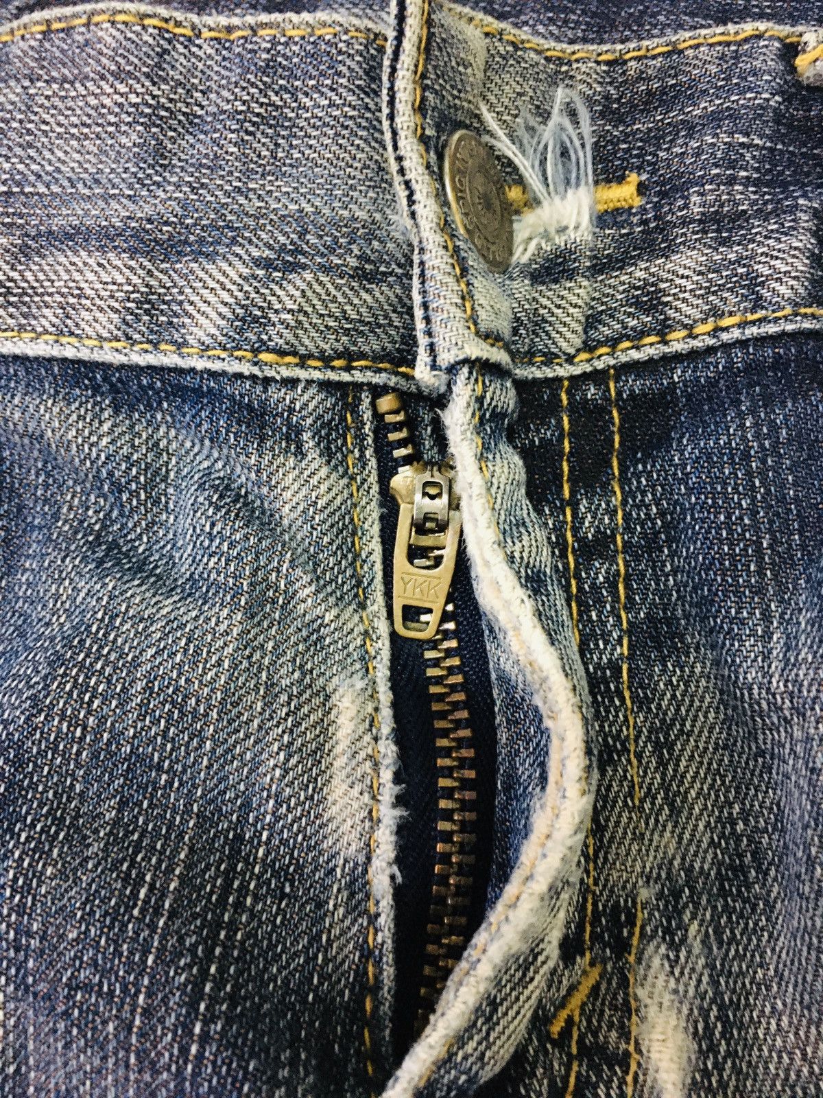Tornado Mart Tornardo Mart Distressed Flare Jeans (18) Size US 31 - 9 Thumbnail