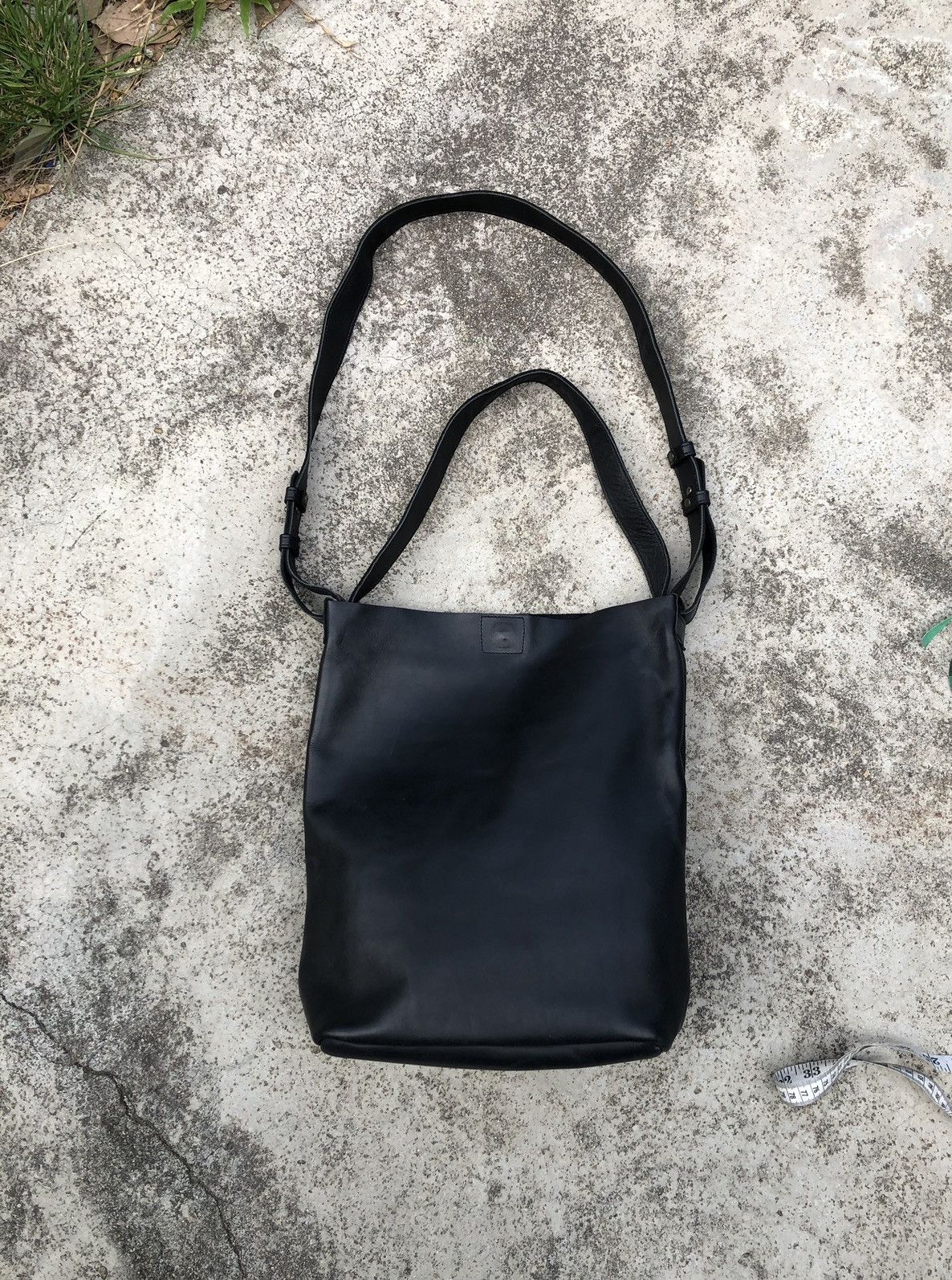 Genuine Leather ZAPPELIN LEATHER SLINGBAG/HANDCARRY BAG Size ONE SIZE - 2 Thumbnail