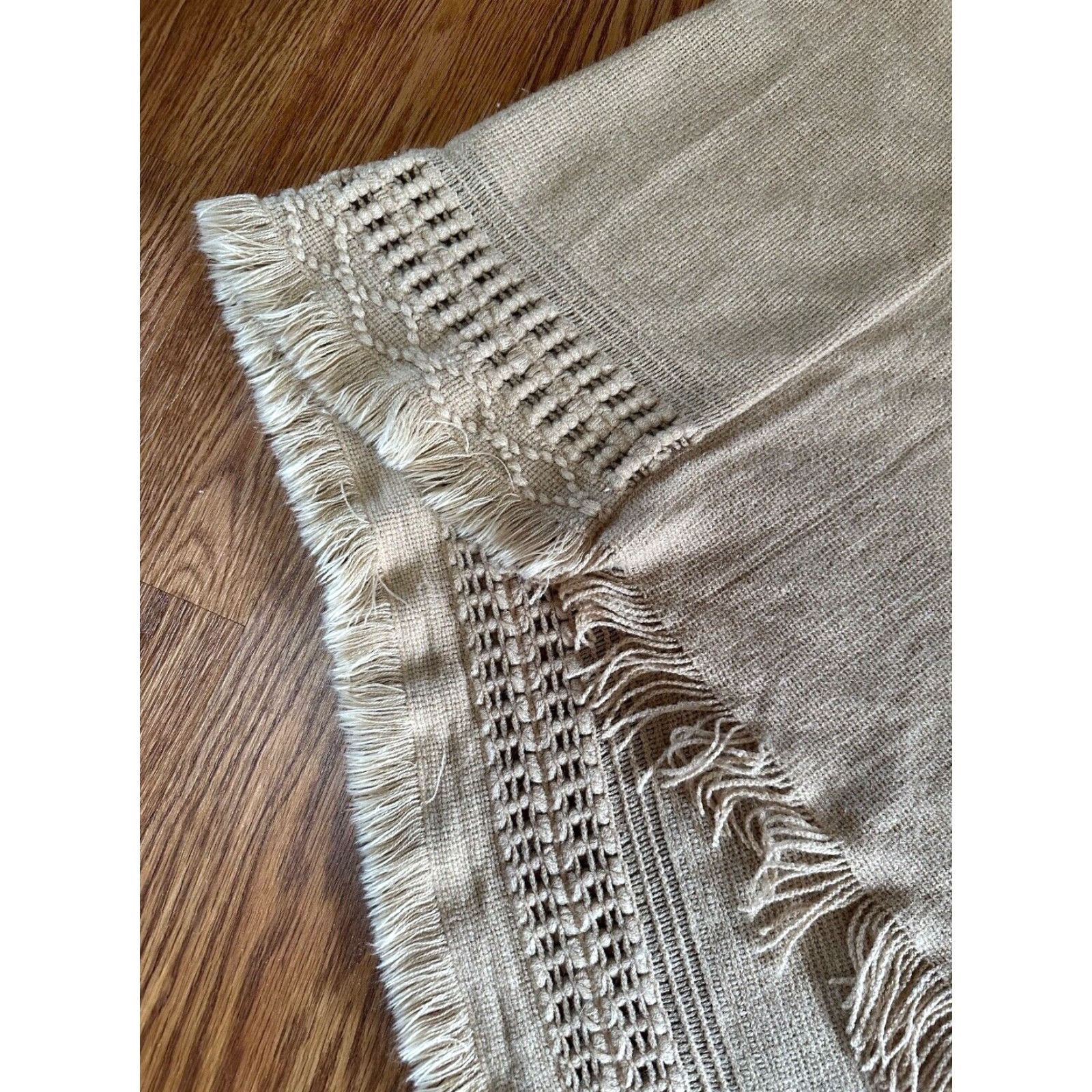 Apt. 9 Apt. 9 Women's Poncho Cape Sweater One Size Beige Classic Size ONE SIZE - 3 Thumbnail