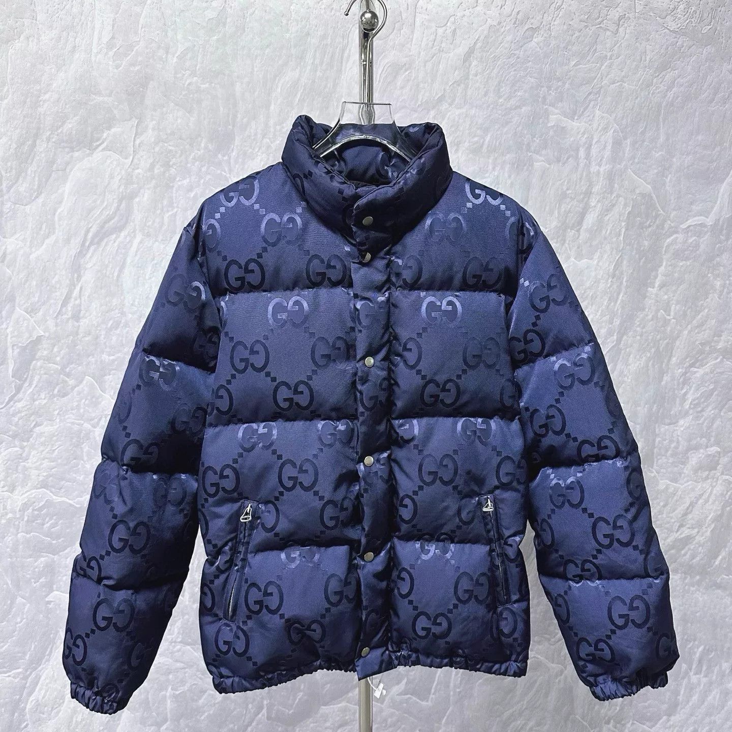 Gucci gucci double g print down jacket Size US L / EU 52-54 / 3 - 1 Thumbnail