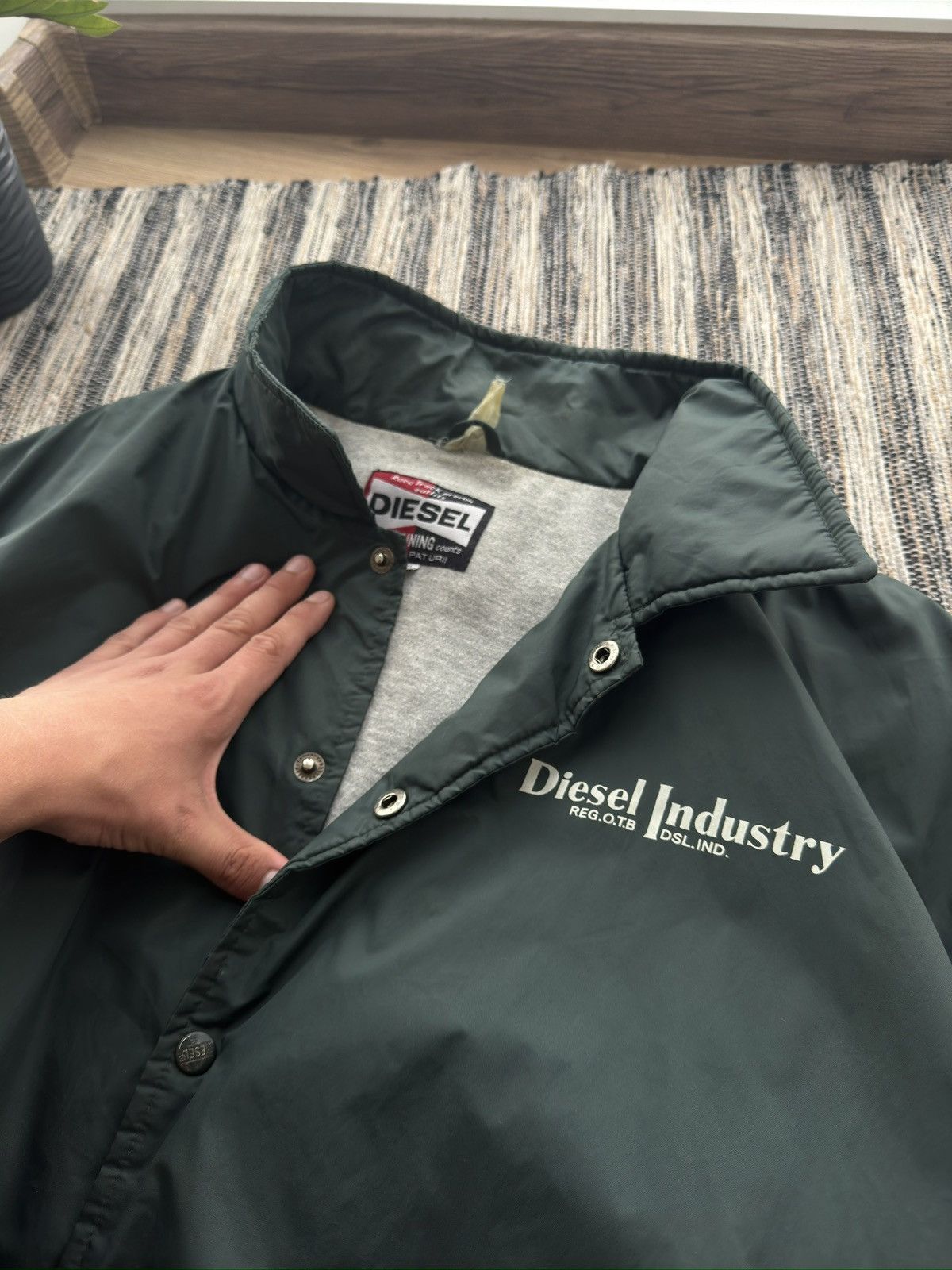 Diesel Vintage DIESEL Rare Y2K Big logo green nylon jacket Size US XXL / EU 58 / 5 - 5 Thumbnail