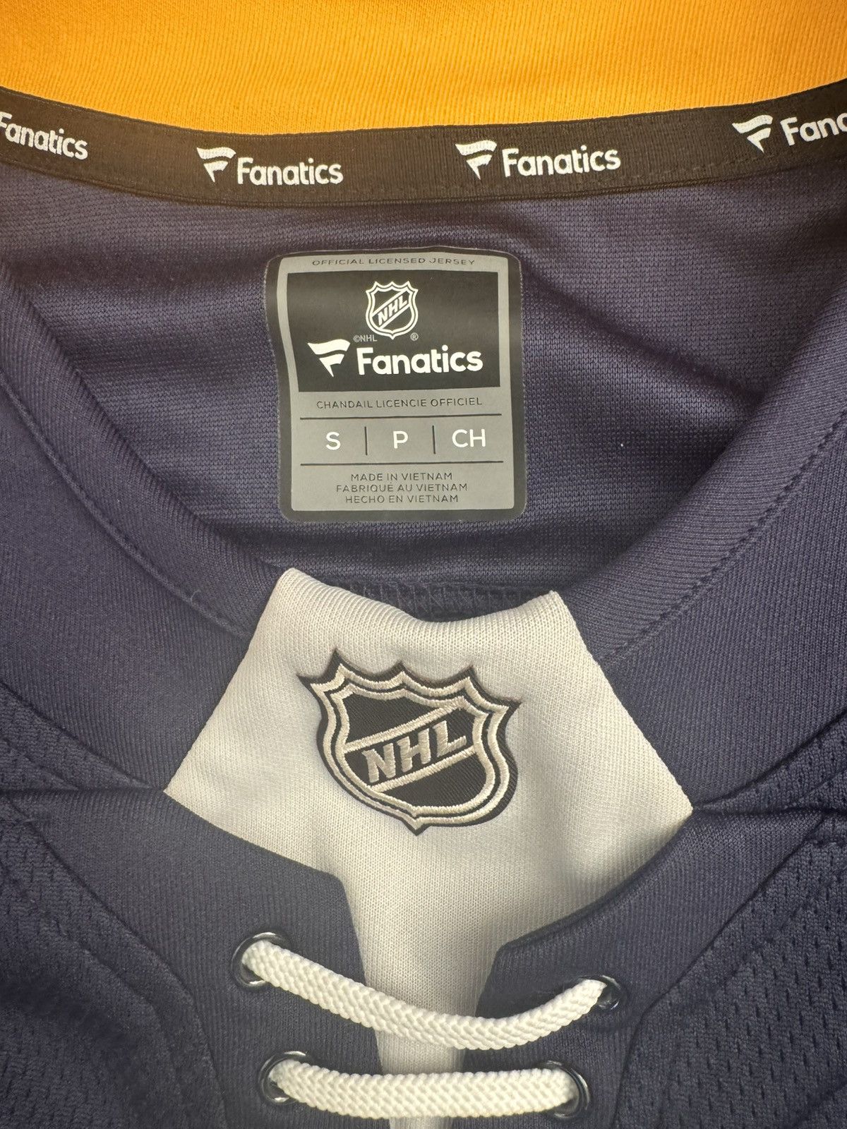 NHL Buffalo Sabres NHL Hockey Breakaway Home Navy Jersey $130 Size US S / EU 44-46 / 1 - 4 Thumbnail