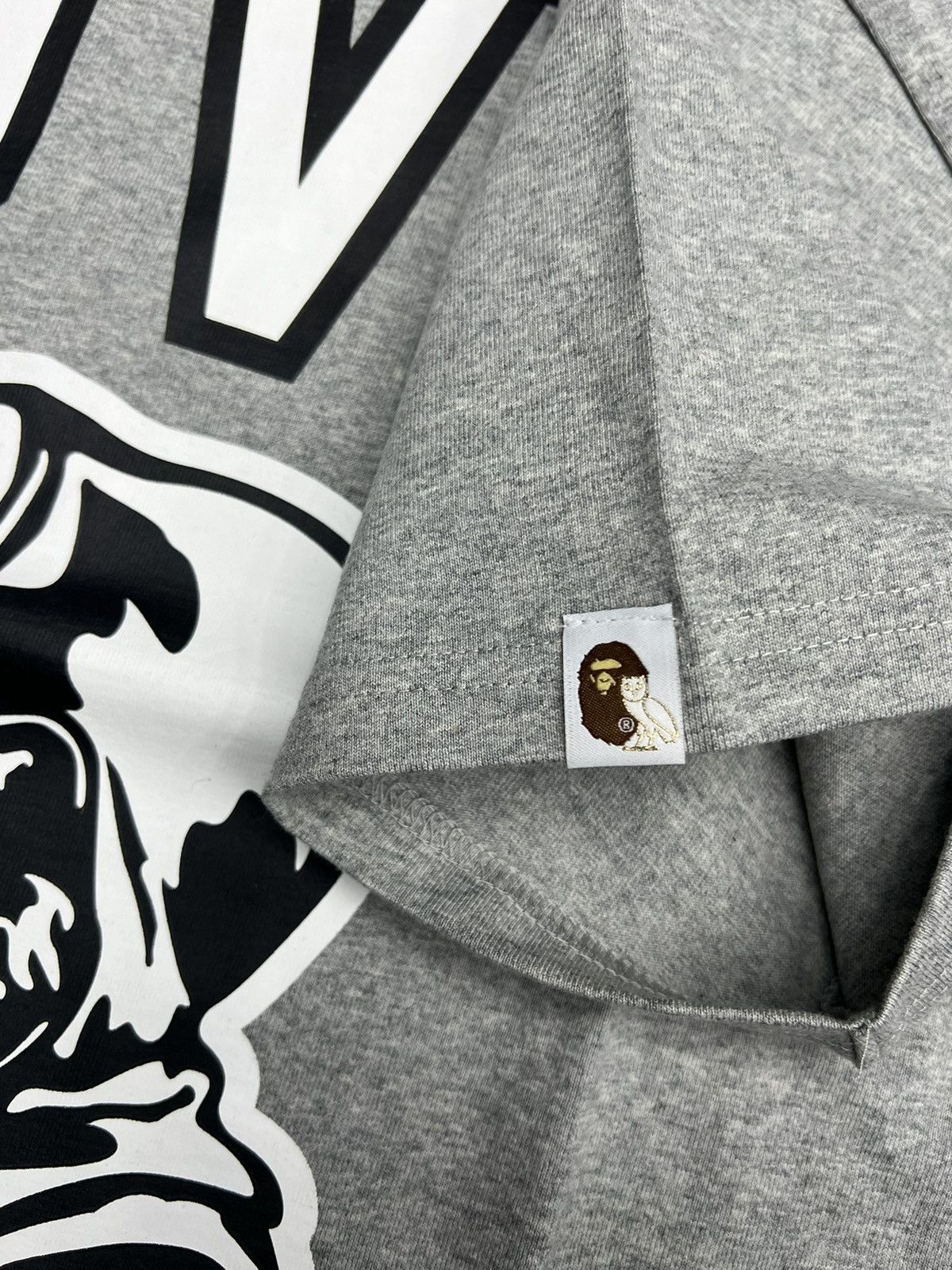 Bape × October's Very Own Bape x OVO General T-Shirt Size US M / EU 48-50 / 2 - 3 Thumbnail