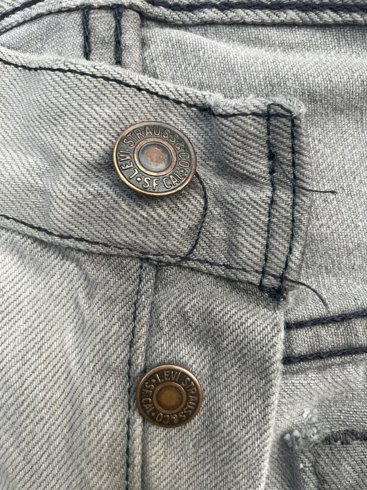 Levi's × Vintage Vintage 1993 Levis 501 e Faded Distresed Denim Size US 37 - 18 Thumbnail