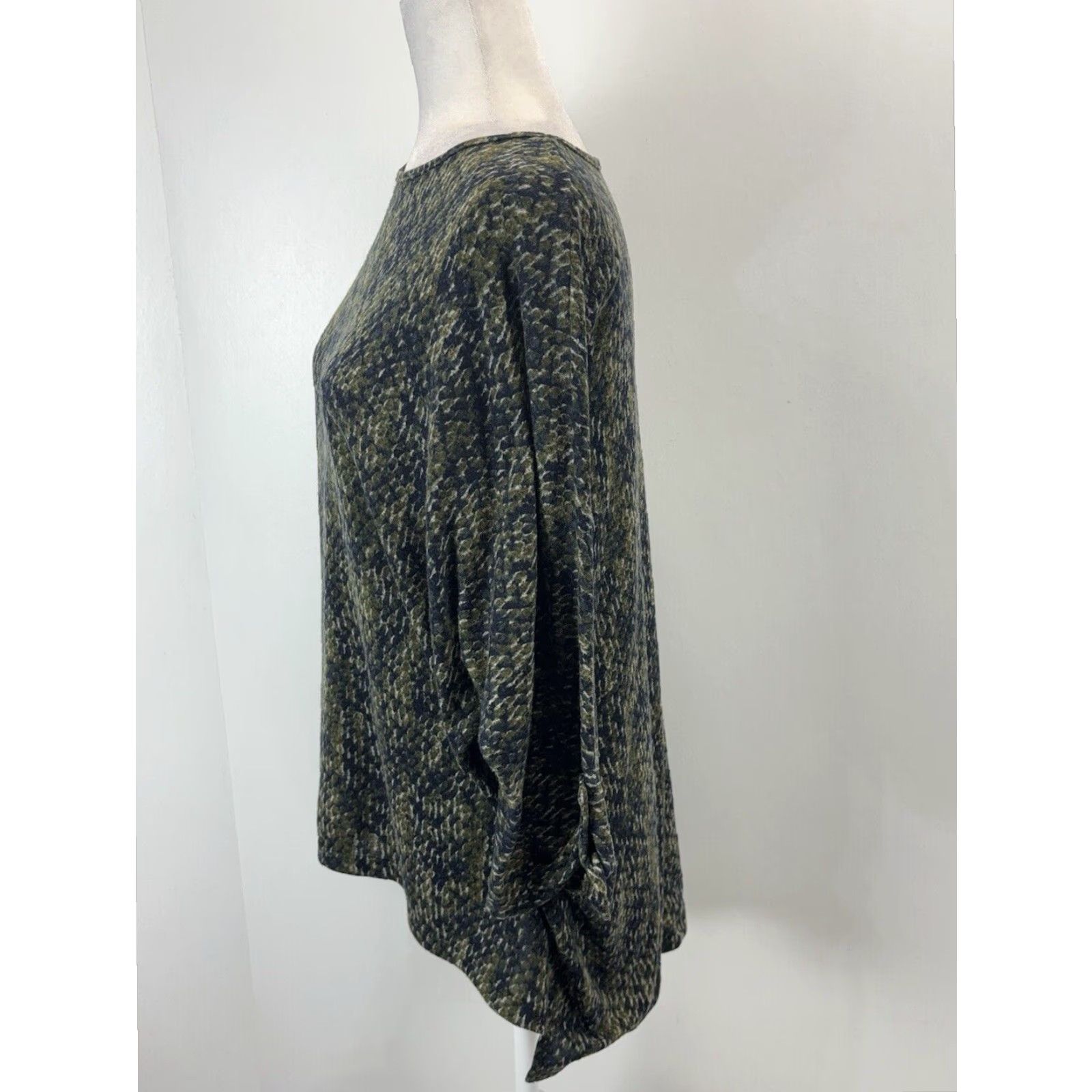 Vintage Clara Sun Woo Women's Green 3/4 Sleeve Tunic Top Shirt Large Relaxed Fit Rayon Blend USA Size L / US 10 / IT 46 - 4 Thumbnail