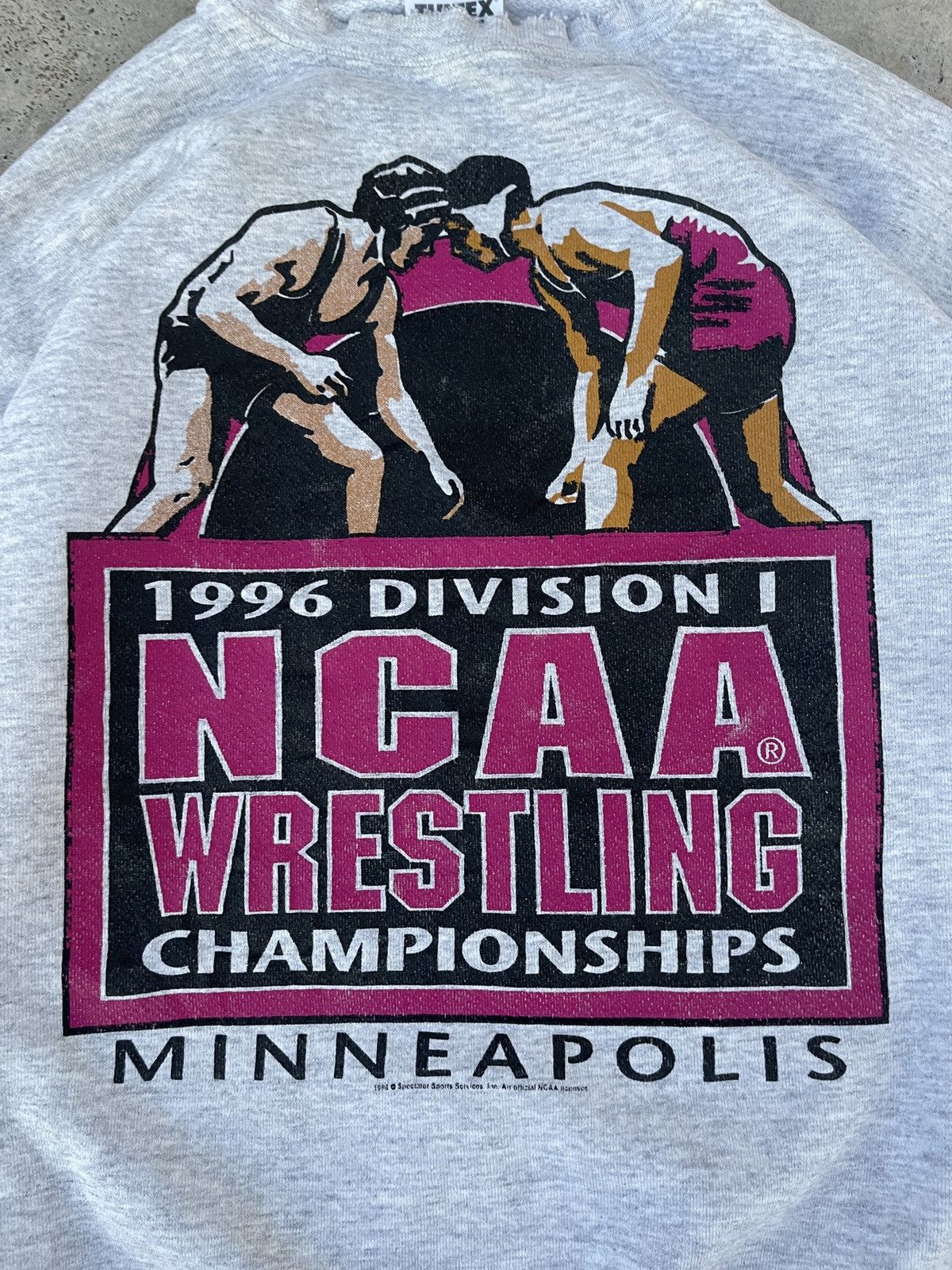NCAA × Tultex × Vintage Vintage Distressed NCAA Wrestling Championships Sweatshirt Size US M / EU 48-50 / 2 - 6 Thumbnail
