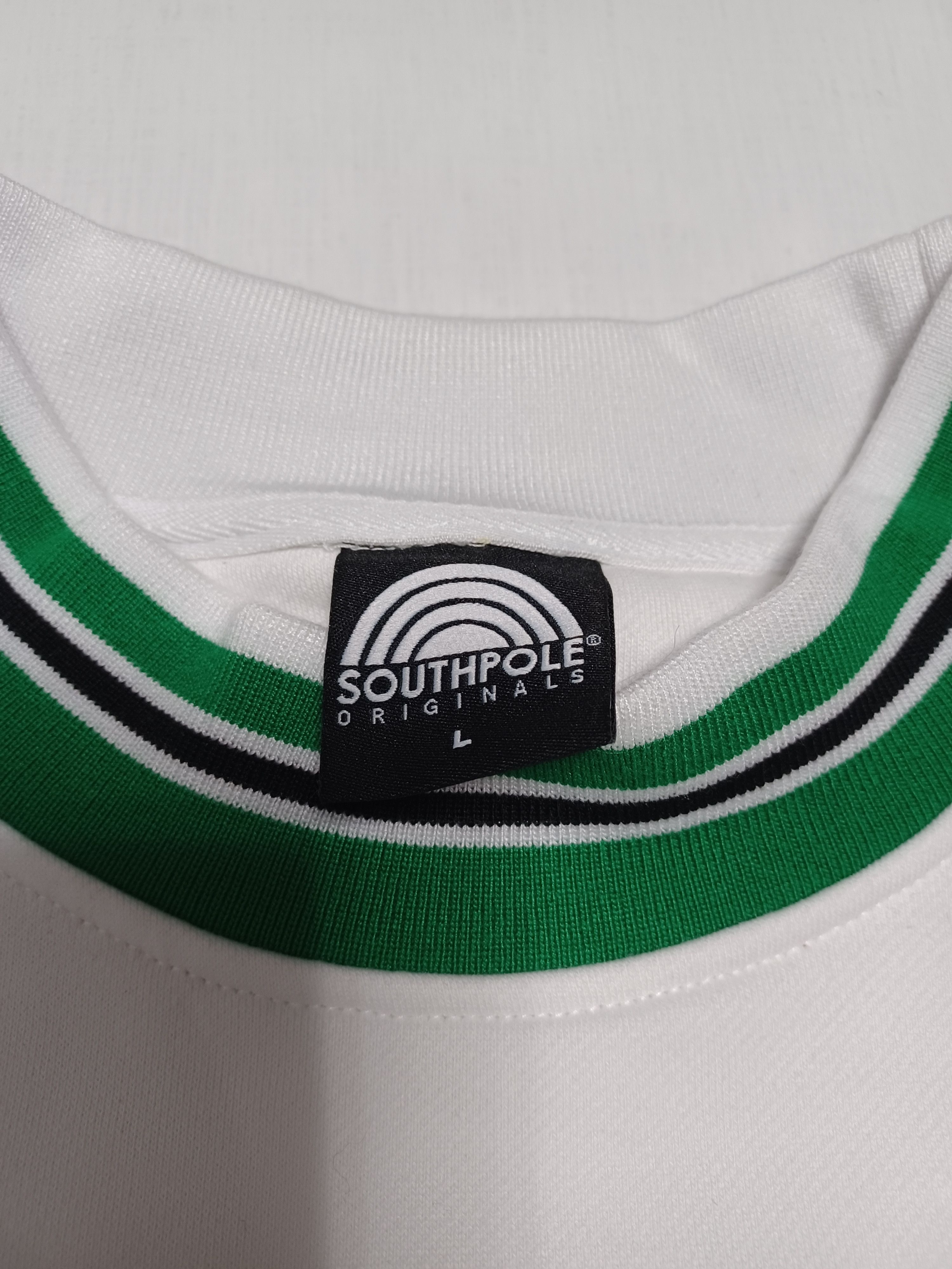 Southpole SOUTHPOLE BIGLOGO EMBROIDERED SWEATSHIRT ON FLEECE NEW!!! Size US L / EU 52-54 / 3 - 4 Thumbnail