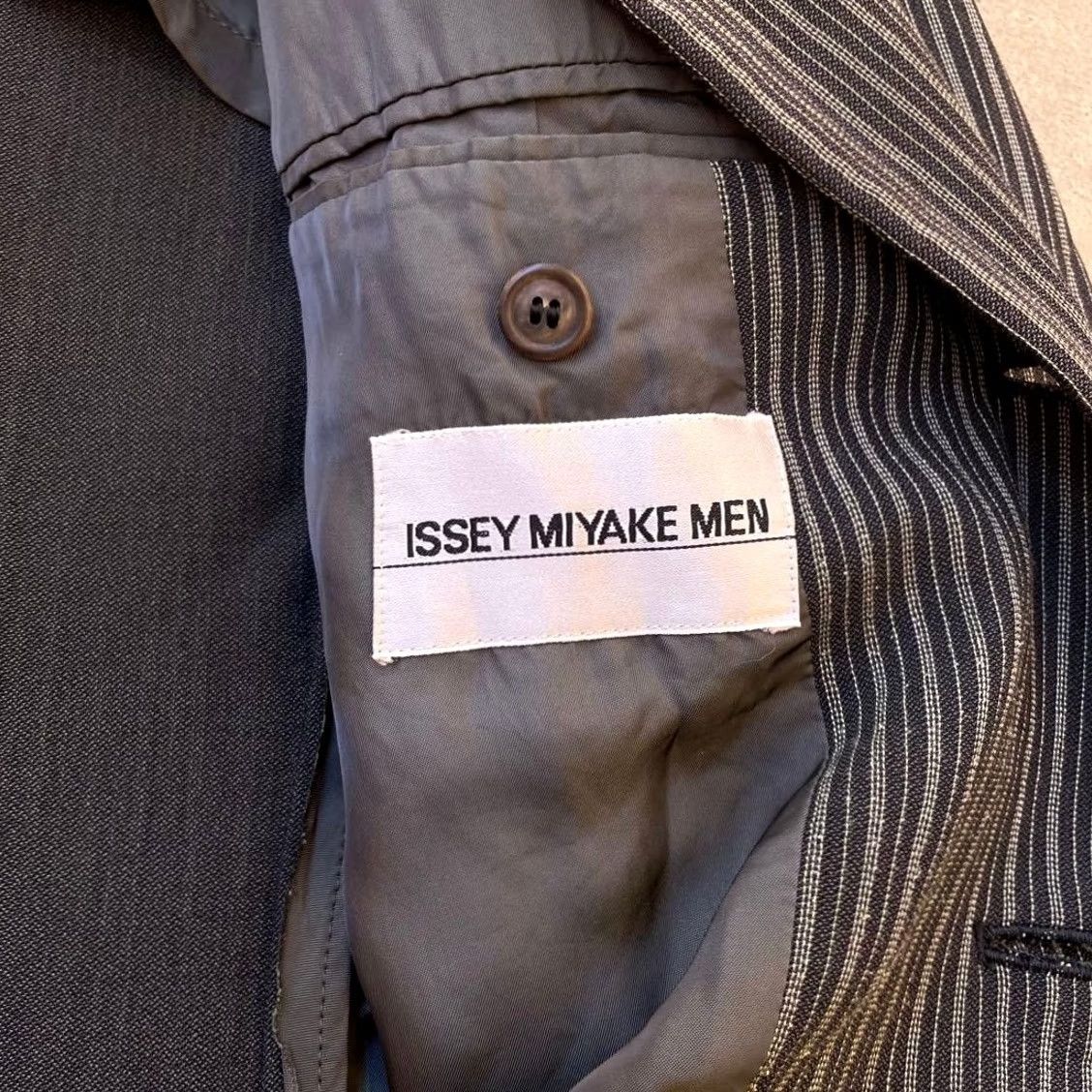 Issey Miyake ISSEY MIYAKE Jacket MEN Tailored Olive Gray Rayon M USED 4B Size M Shirt Mens Size US M / EU 48-50 / 2 - 4 Thumbnail