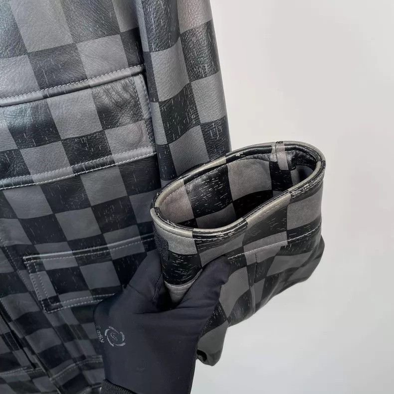 Louis Vuitton Louis Vuitton Black and grey checkerboard four-pocket leat Size US S / EU 44-46 / 1 - 4 Thumbnail