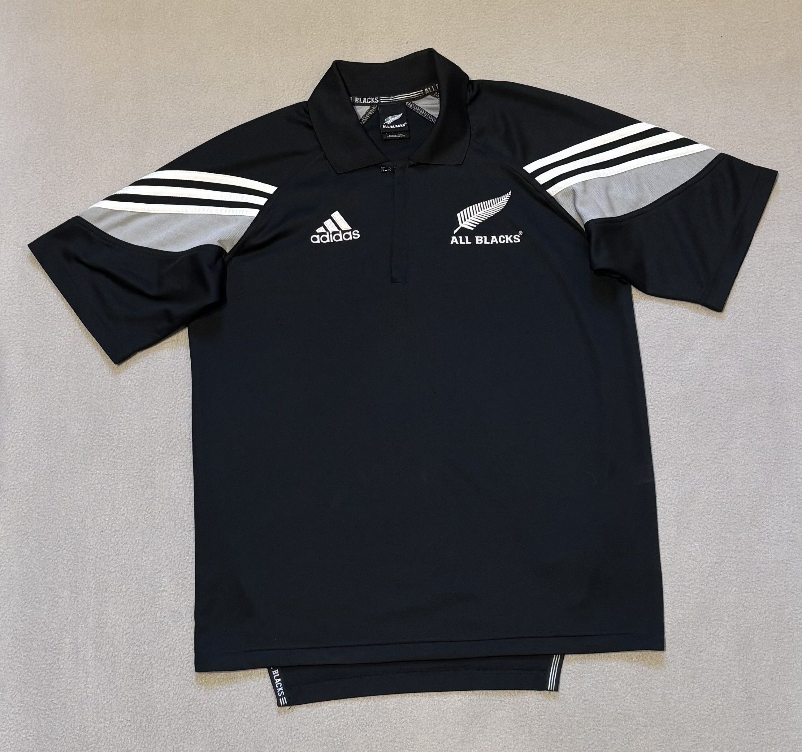 Adidas New Zealand All Blacks 2003/2004 Adidas Rugby Jersey Size S Size US S / EU 44-46 / 1 - 5 Thumbnail