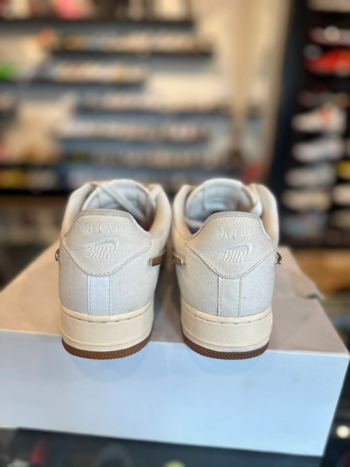 Nike × Travis Scott *EXTRAS* Air Force 1 Low Travis Scott Sail Clean Size 9.5 Size US 9.5 / EU 42-43 - 3 Thumbnail