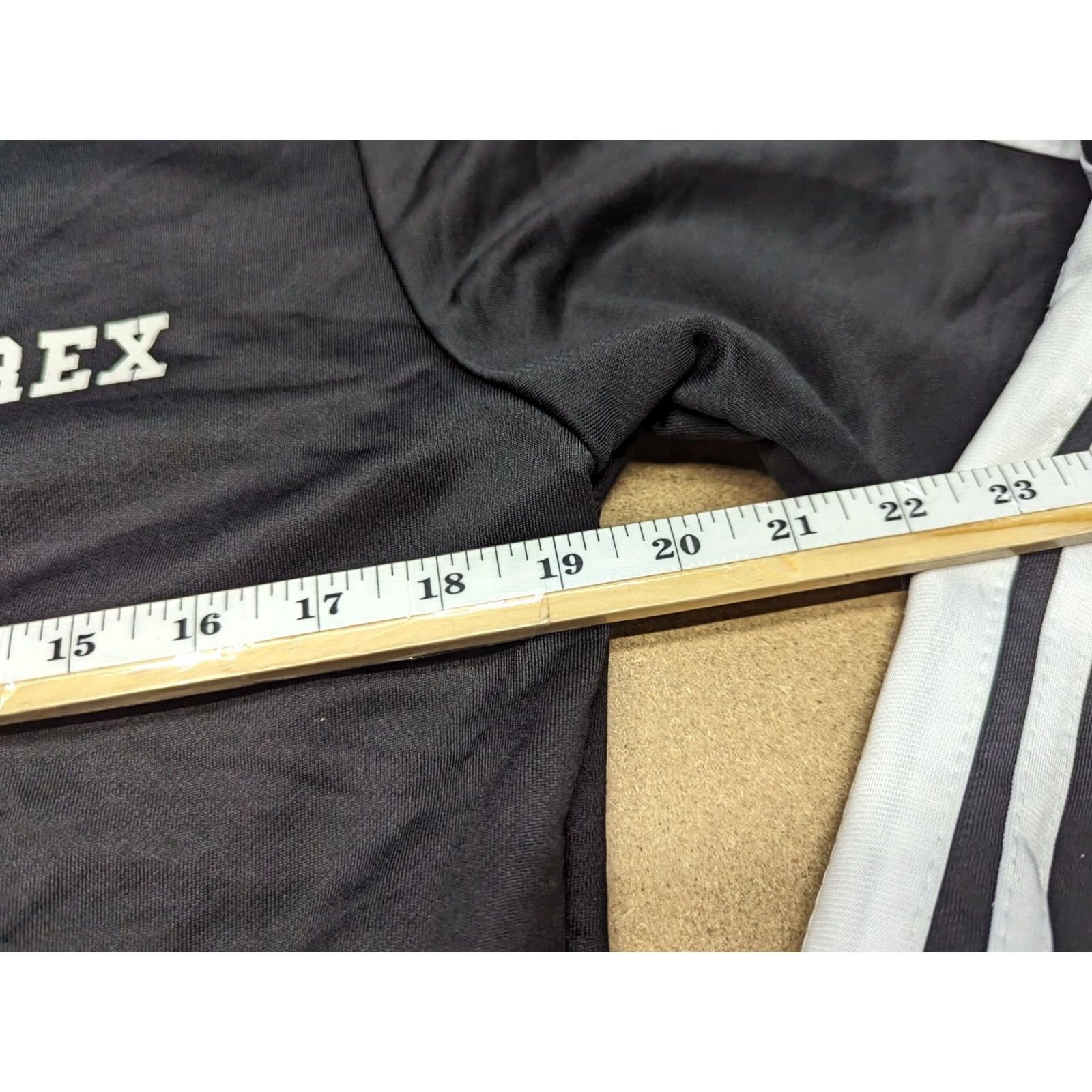 Vintage VINTAGE Pyrex Vision Mens Sports Jacket Track Jacket Full Zip Black Size S Adult Mens Sports Jacket Black Full Zip Pyrex Vision Virgil Abloh Size US S / EU 44-46 / 1 - 4 Thumbnail