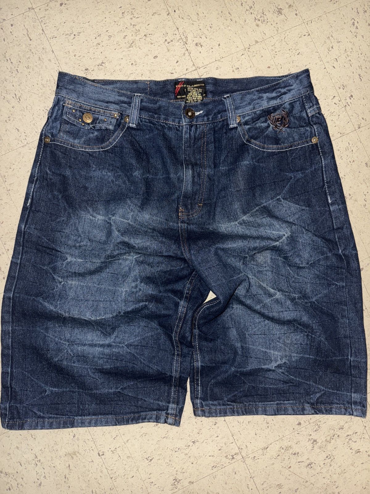 Phat Farm Embroidered Phat Farm Jean Shorts Size US 36 / EU 52 - 2 Thumbnail