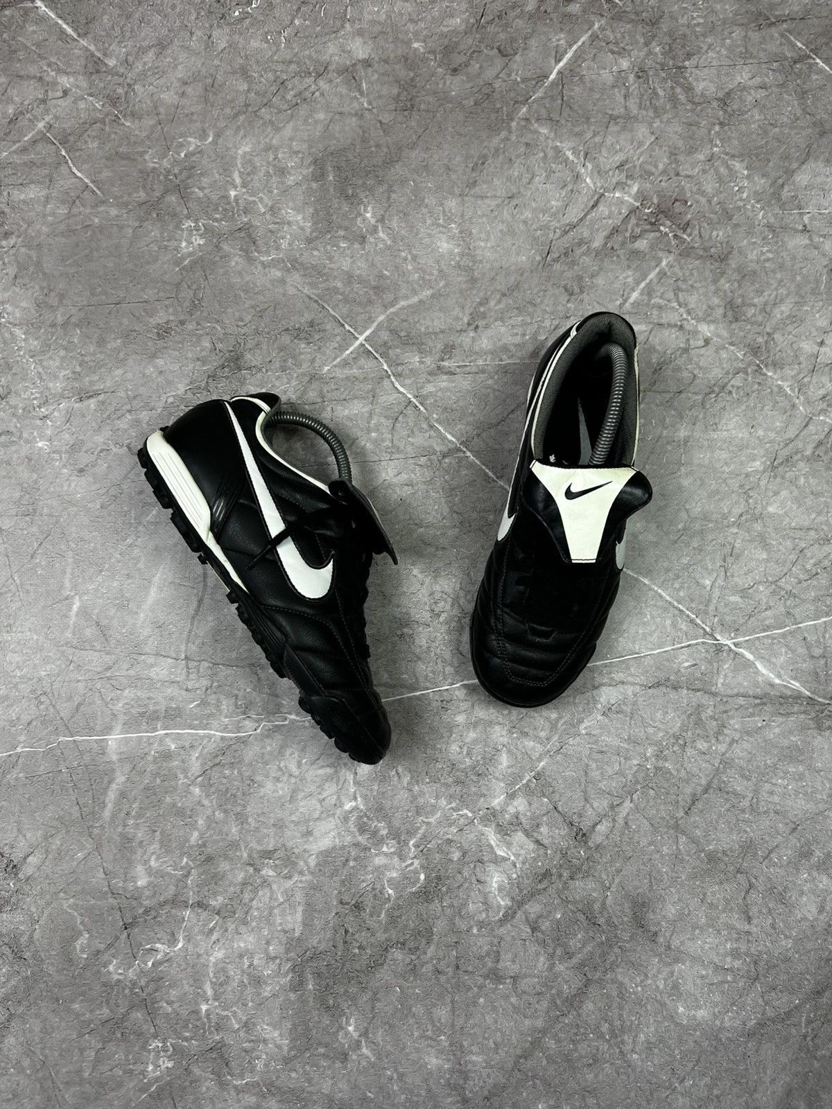Nike Nike Tiempo Vintage 2004 Natural Leather Football Trainers Size US 7.5 / EU 40-41 - 1 Thumbnail