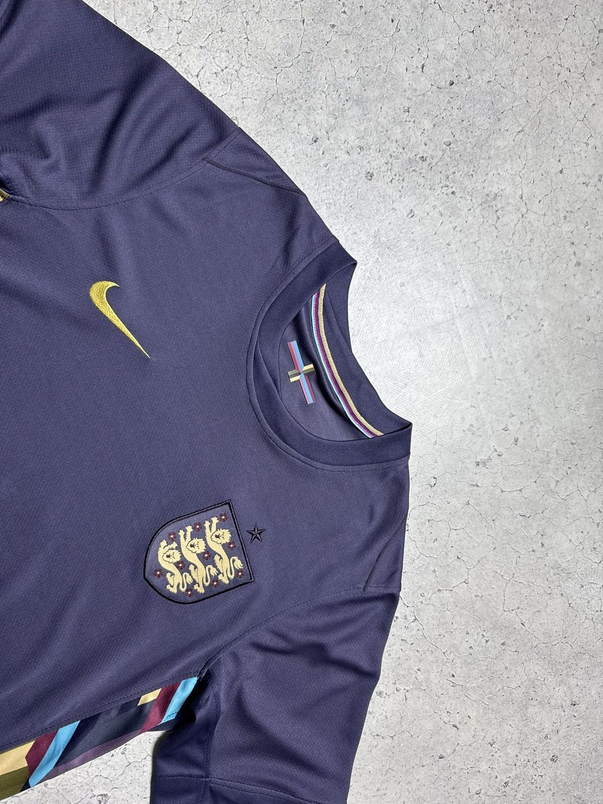 Nike Nike England Team 2024 Soccer Jersey Size US S / EU 44-46 / 1 - 4 Thumbnail