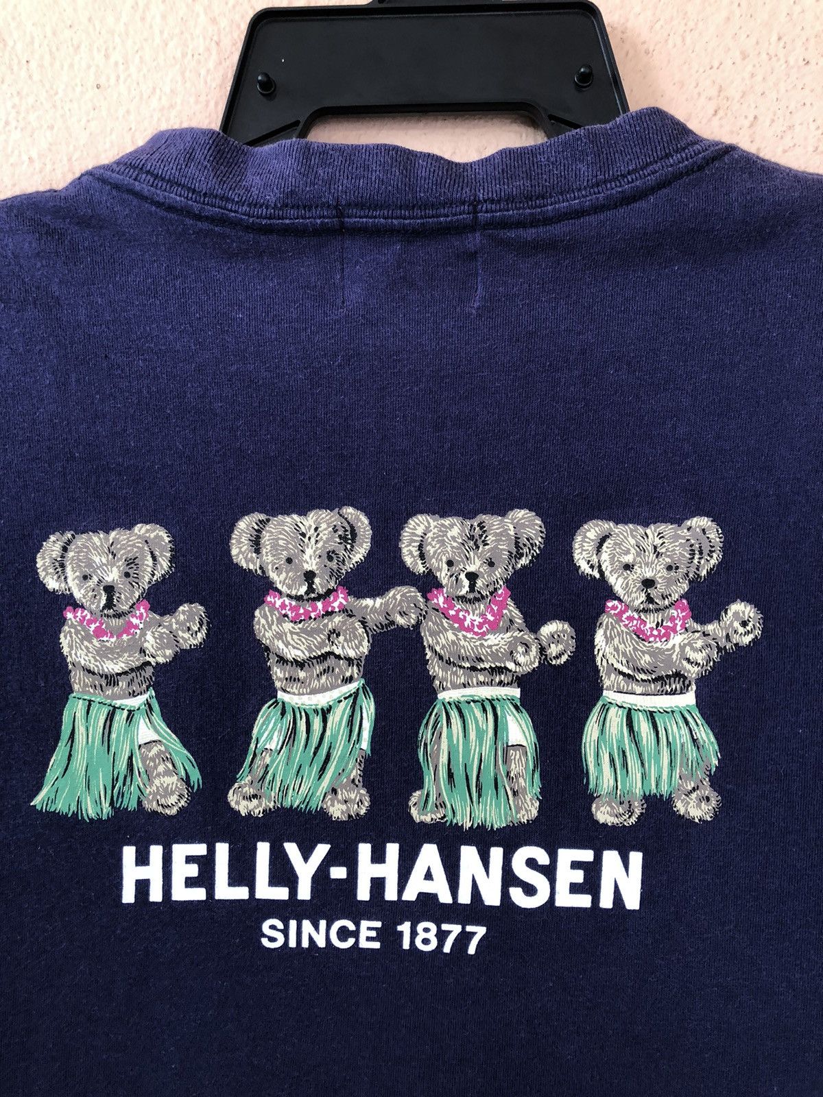 Helly Hansen × Vintage Vintage 90s HELLY HANSEN Aloha Dancing Bears Tee Size US L / EU 52-54 / 3 - 2 Thumbnail