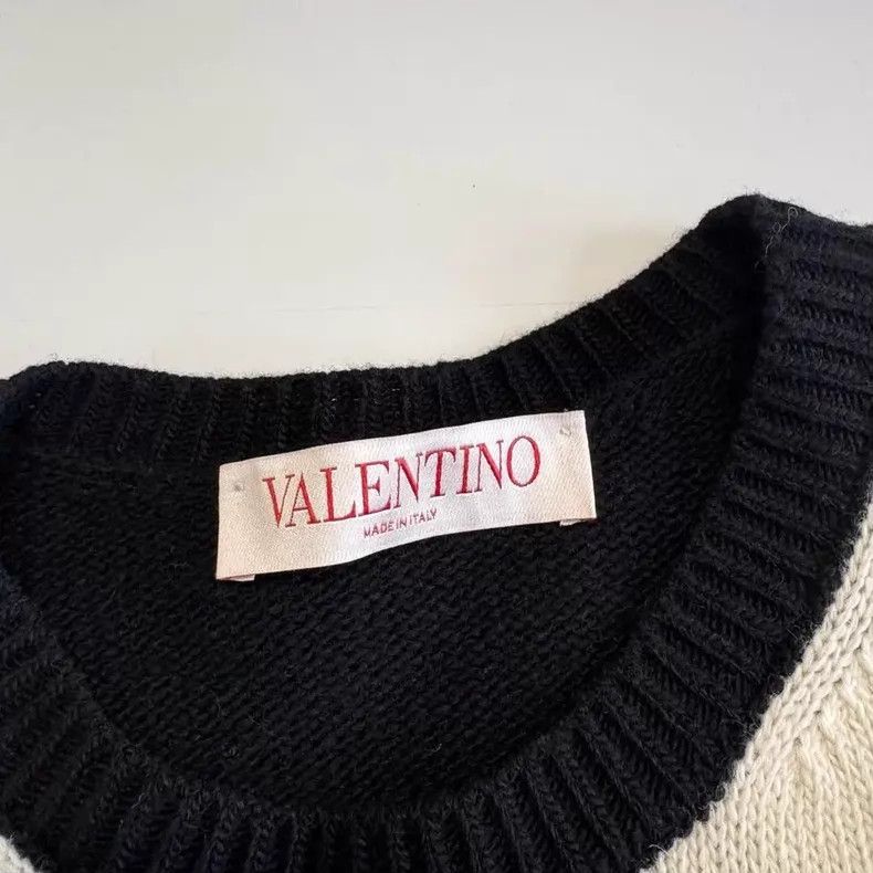 Valentino Valentino Black and white color-blocking big V sweater Size XS / US 0-2 / IT 36-38 - 6 Thumbnail
