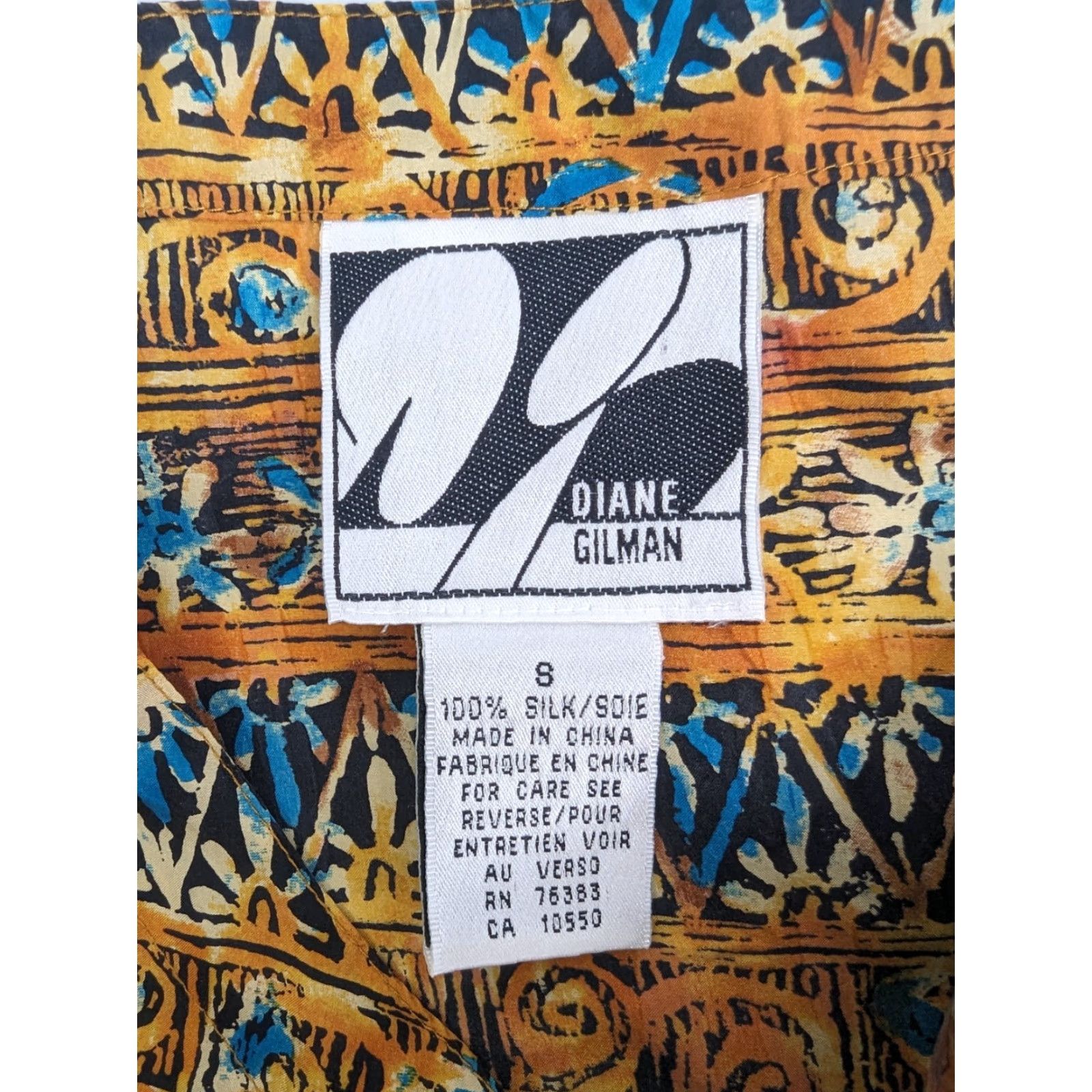 Vintage VINTAGE Diane Gilman Silk Tank Top Blouse Sleeveless Camisole Gold & Blue Geometric Sequin 90s Womens S Sleeveless Silk Tank Top Blouse Size S / US 4 / IT 40 - 6 Thumbnail