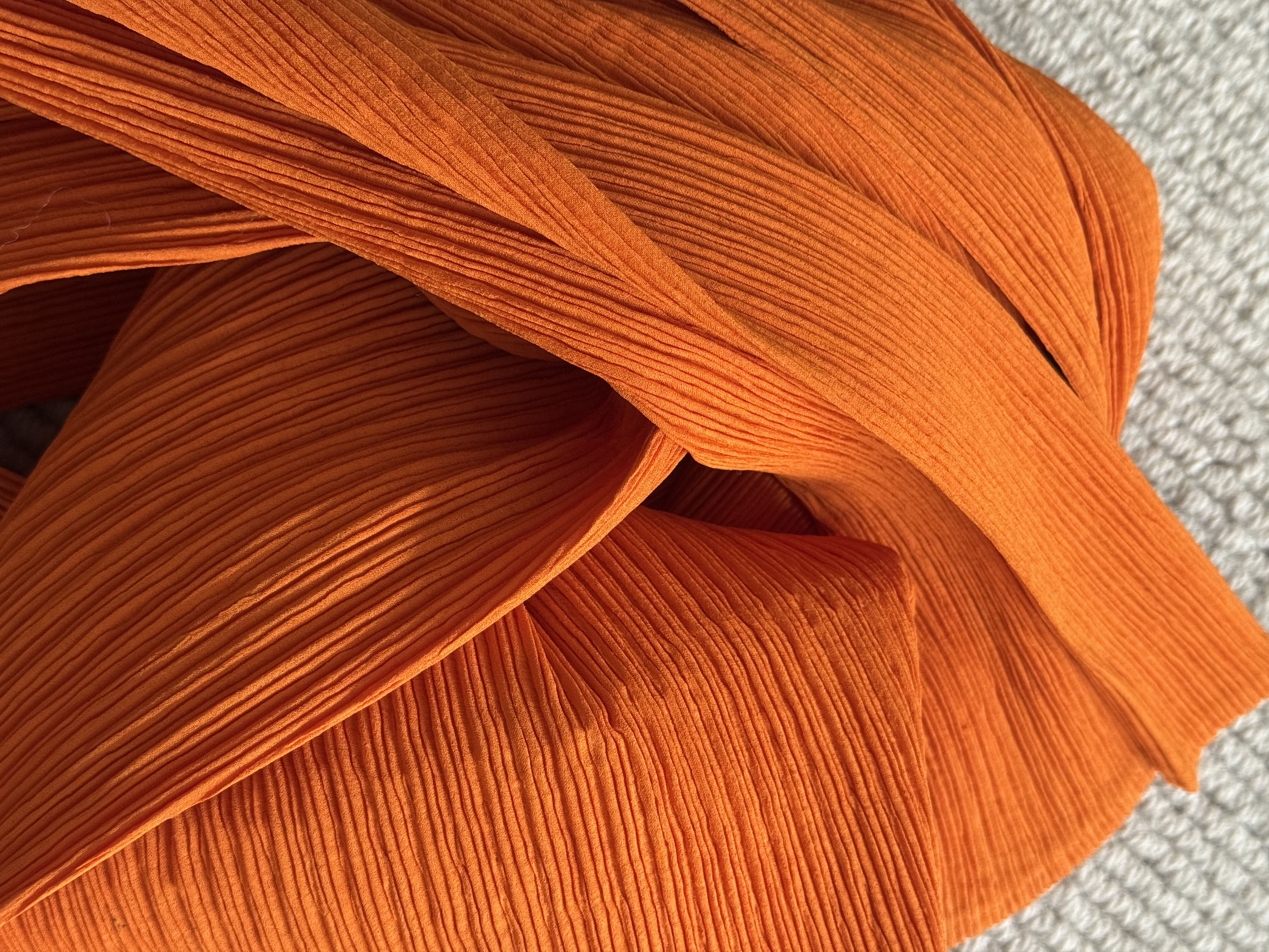 Issey Miyake Orange irregular pleats Size US 32 / EU 48 - 5 Thumbnail