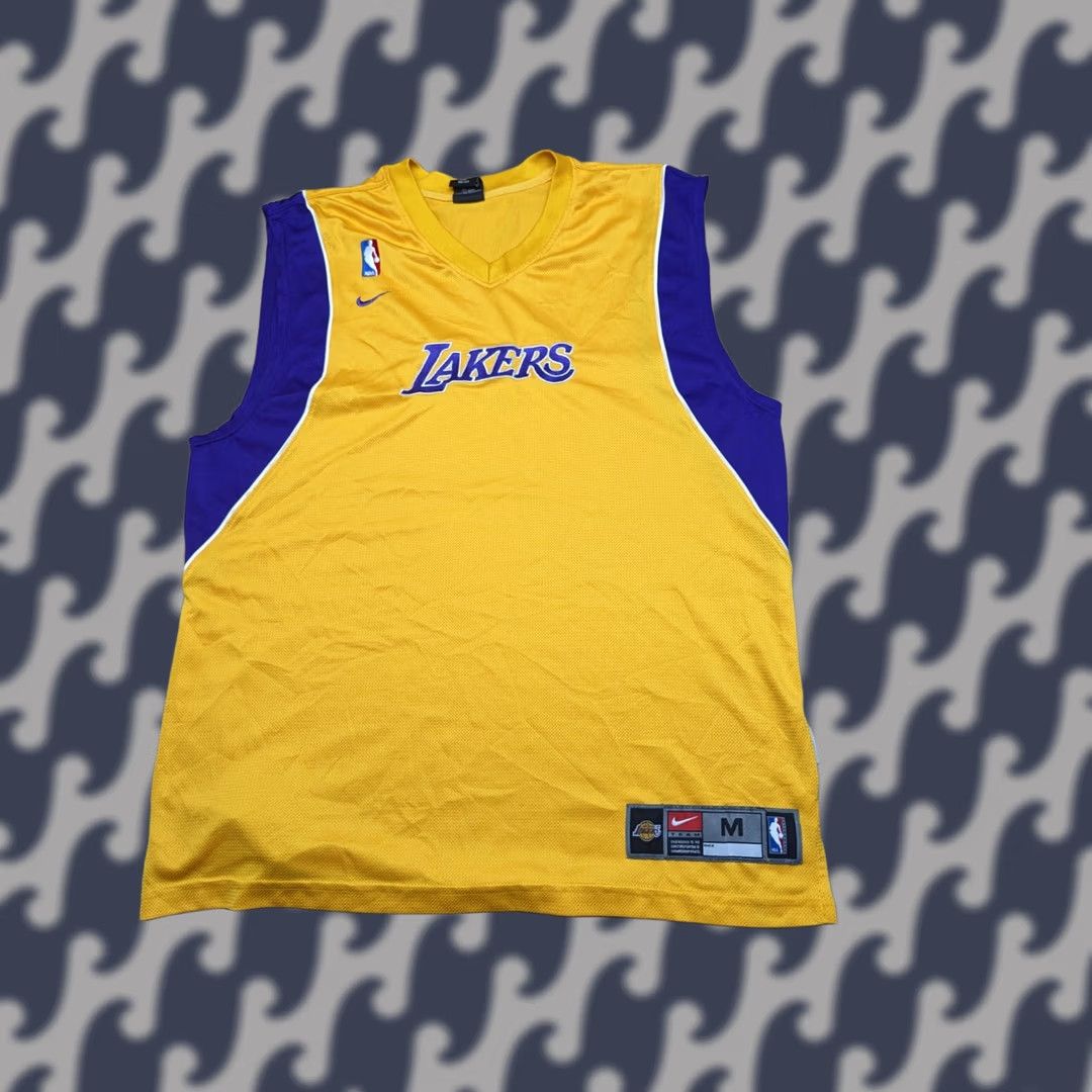 Nike Nike Dri-Fit Lakers Jersey Shirt M Yellow Stitched 90s Men T-Shirt Sports Activewear Size US M / EU 48-50 / 2 - 1 Thumbnail