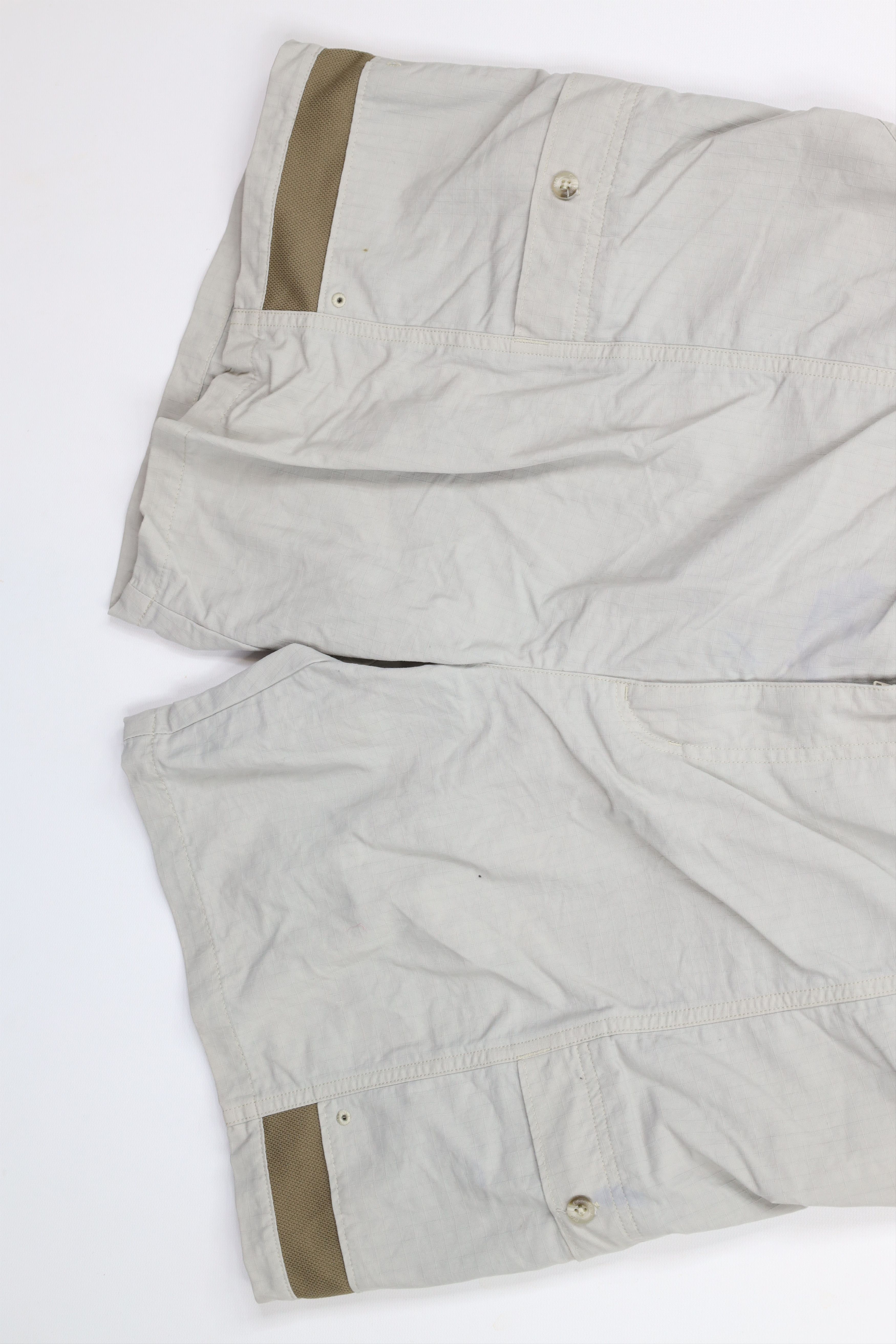 Columbia × Vintage Vintage 90s Columbia Above Knee Ripstop Cargo Shorts Beige Size US 34 / EU 50 - 4 Thumbnail