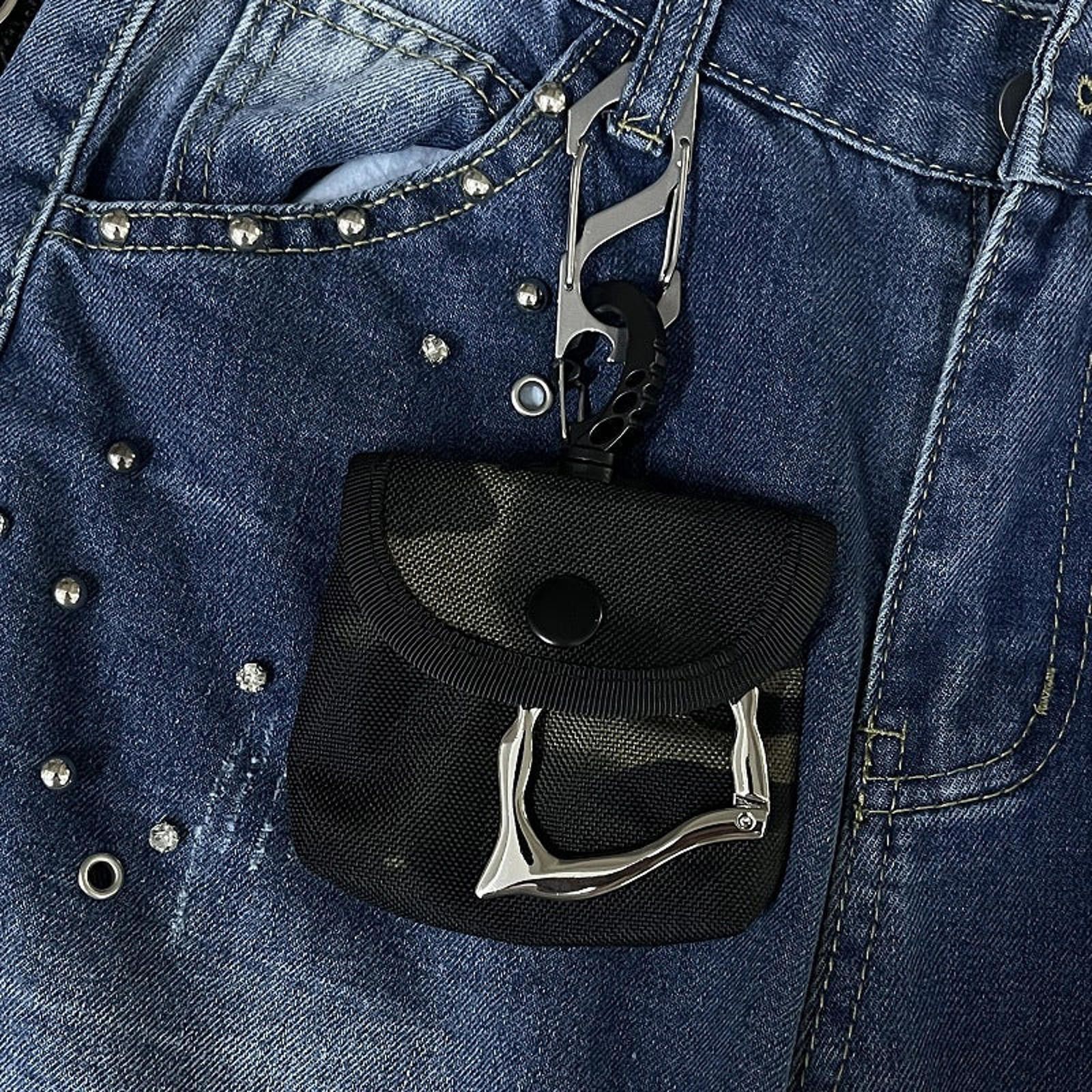 Jewelry Black Camouflage Compact Keychain Pouch, Durable Clip Size ONE SIZE - 4 Thumbnail