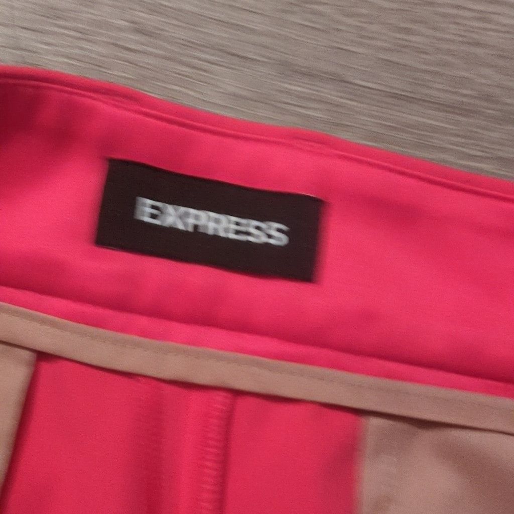 Express Express Pink Flamingo Pleated Dress Pants Size 4R Size 27" / US 4 / IT 40 - 6 Thumbnail