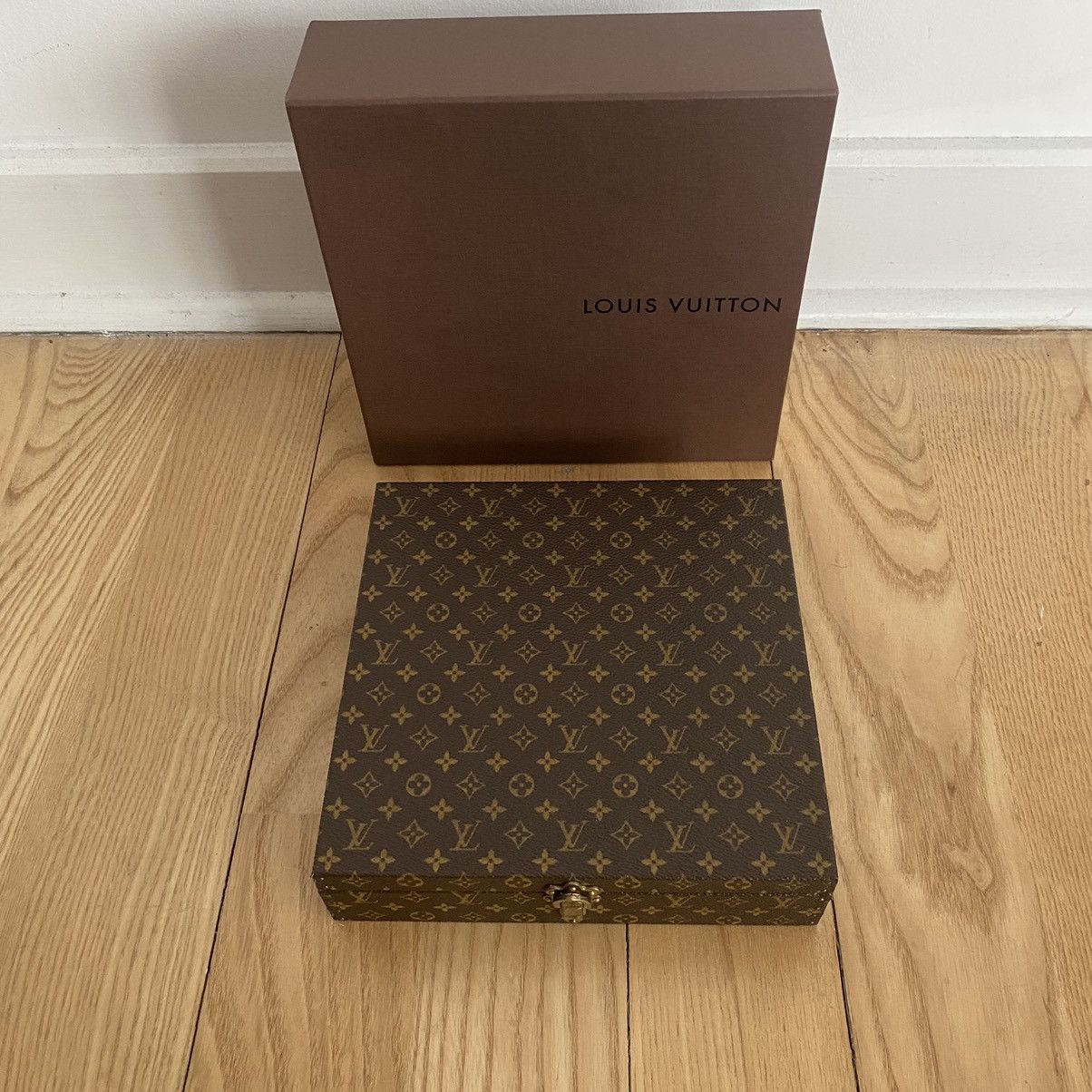 Louis Vuitton Louis Vuitton Jewelry Trunk Case Box Luggage Monogram Decor Size ONE SIZE - 3 Thumbnail
