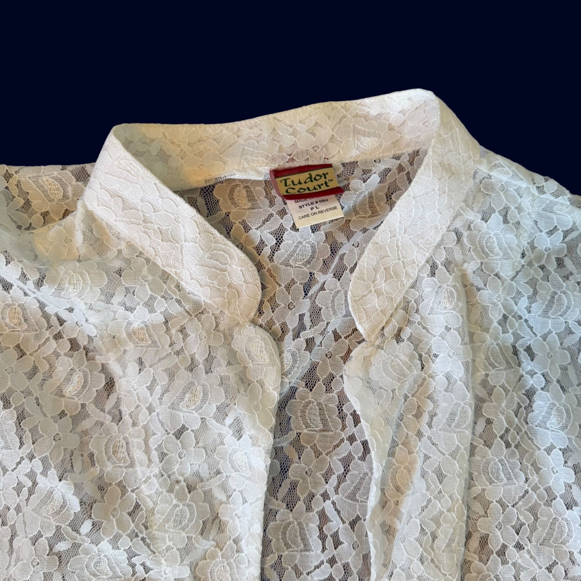 Vintage Vintage Tudor Court White Floral Lace Open Front Romantic Ja Size L / US 10 / IT 46 - 2 Thumbnail