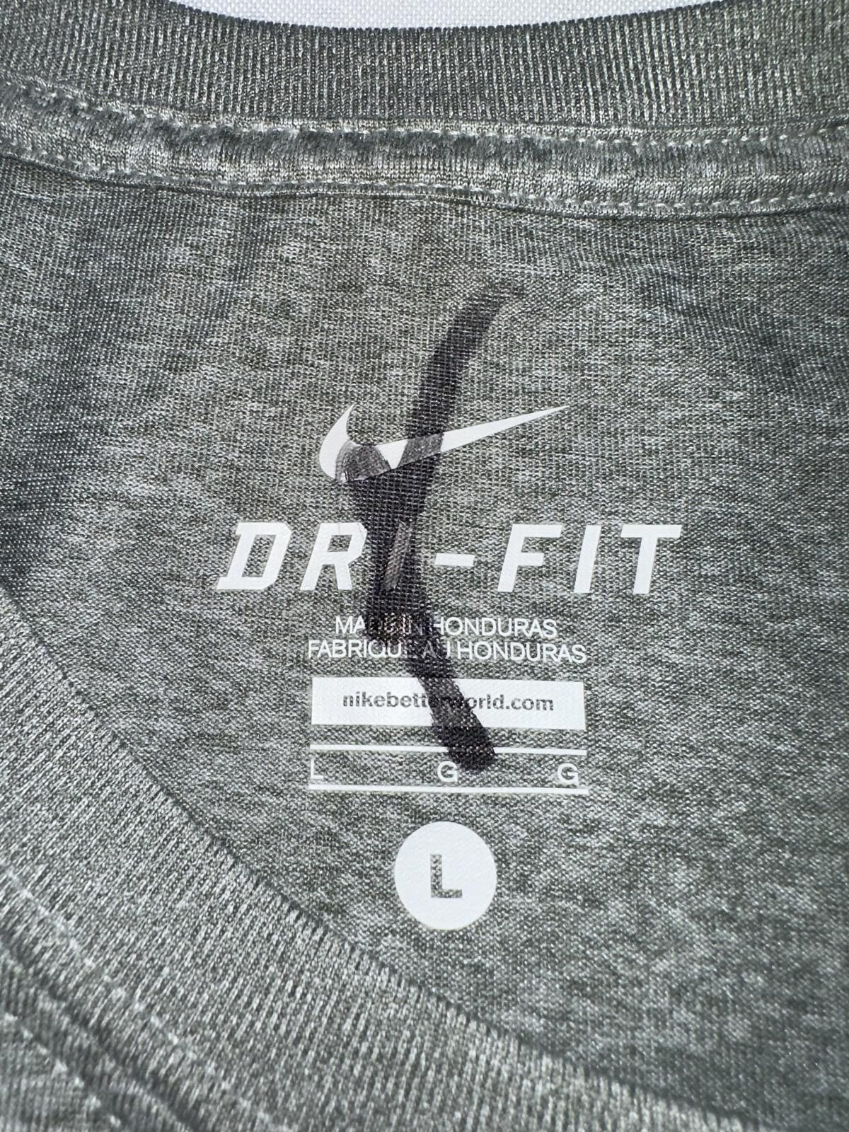 Nike Nike Dri-Fit Athletic Short Sleeve Training Shirt Size US L / EU 52-54 / 3 - 2 Thumbnail