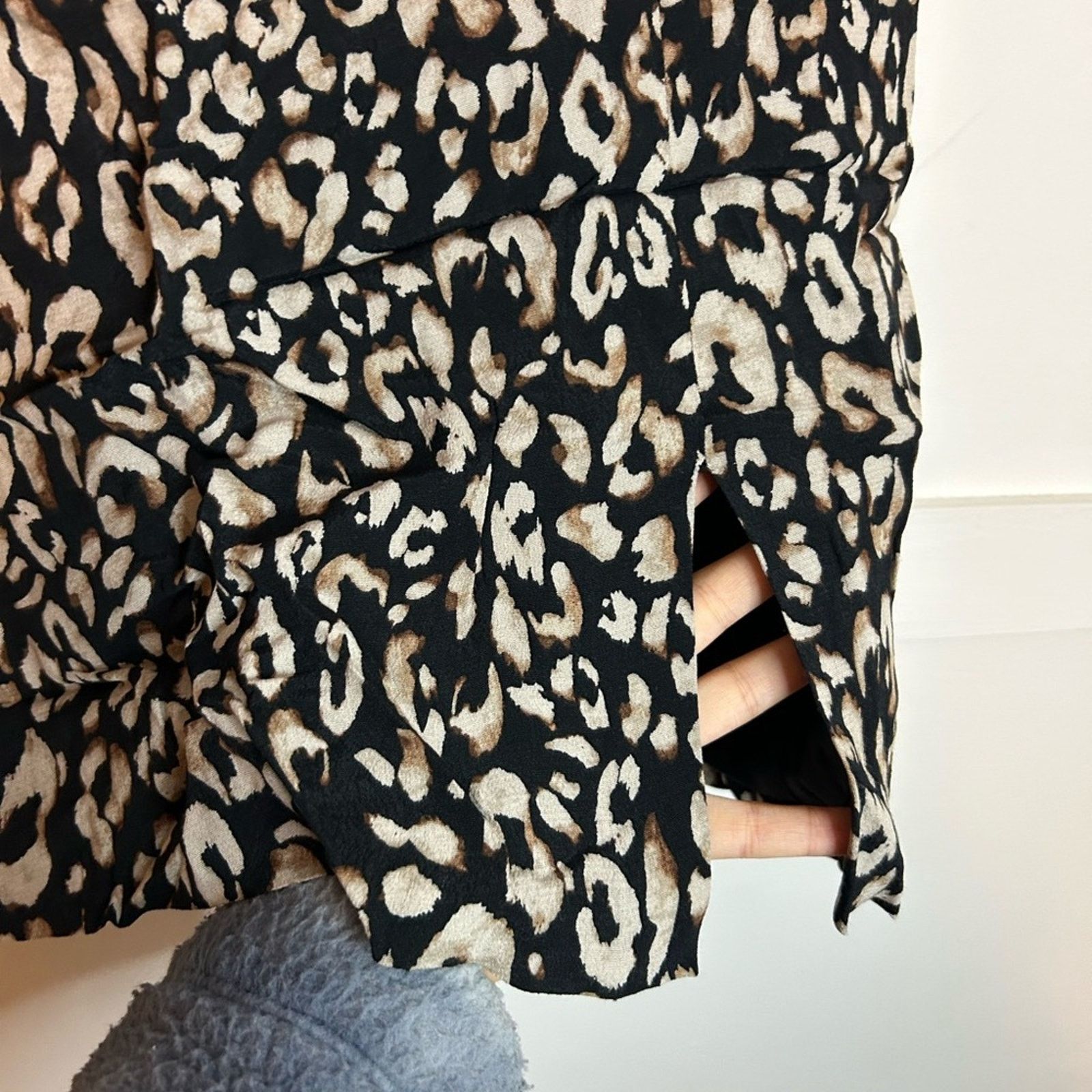 H&M H&M Animal Print Mini Skirt Size 30" / US 8 / IT 44 - 5 Thumbnail