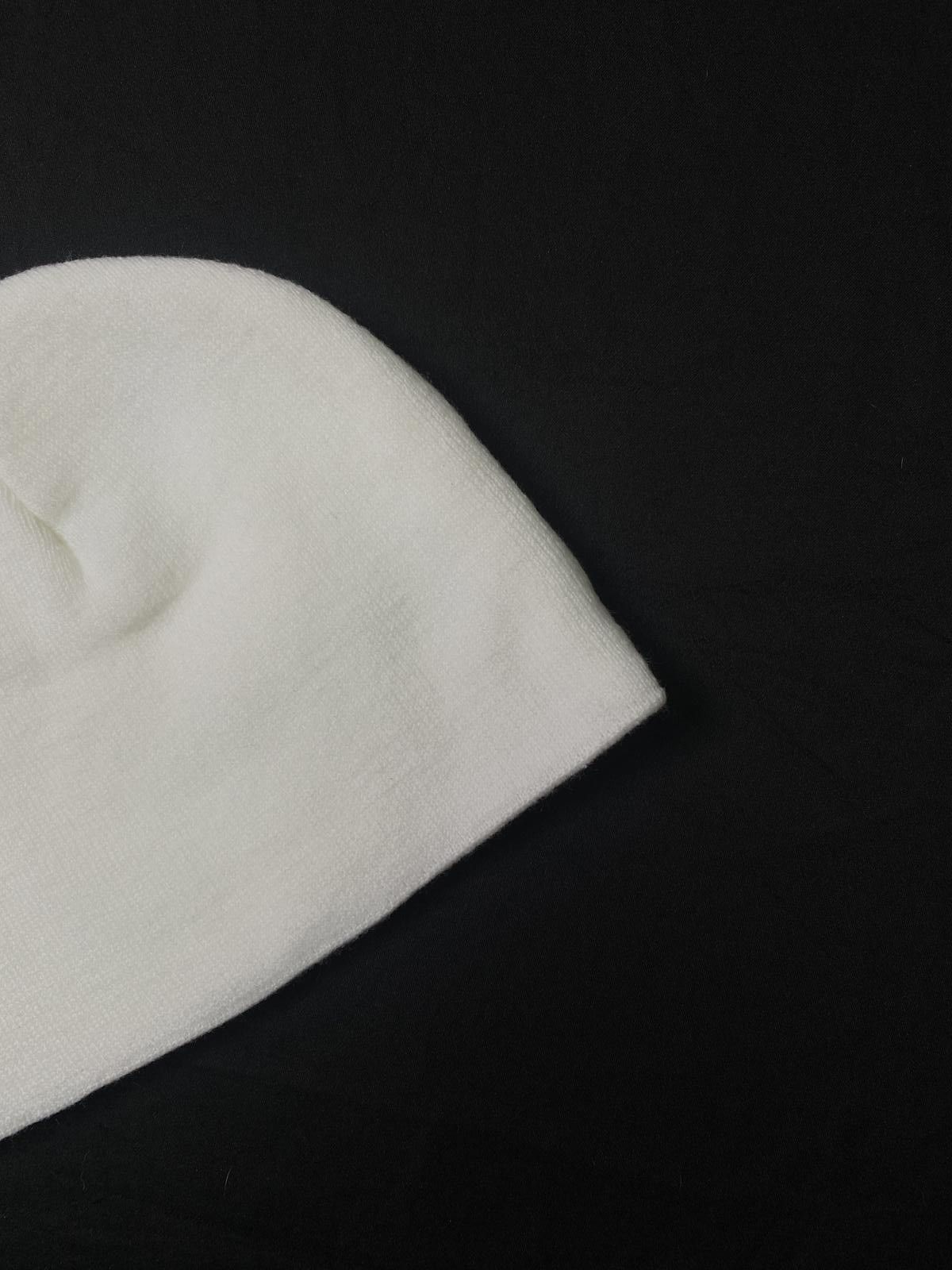 Japanese Brand Named Collective Classic Logo No Cuff Knit Beanie Hat White Size ONE SIZE - 6 Thumbnail