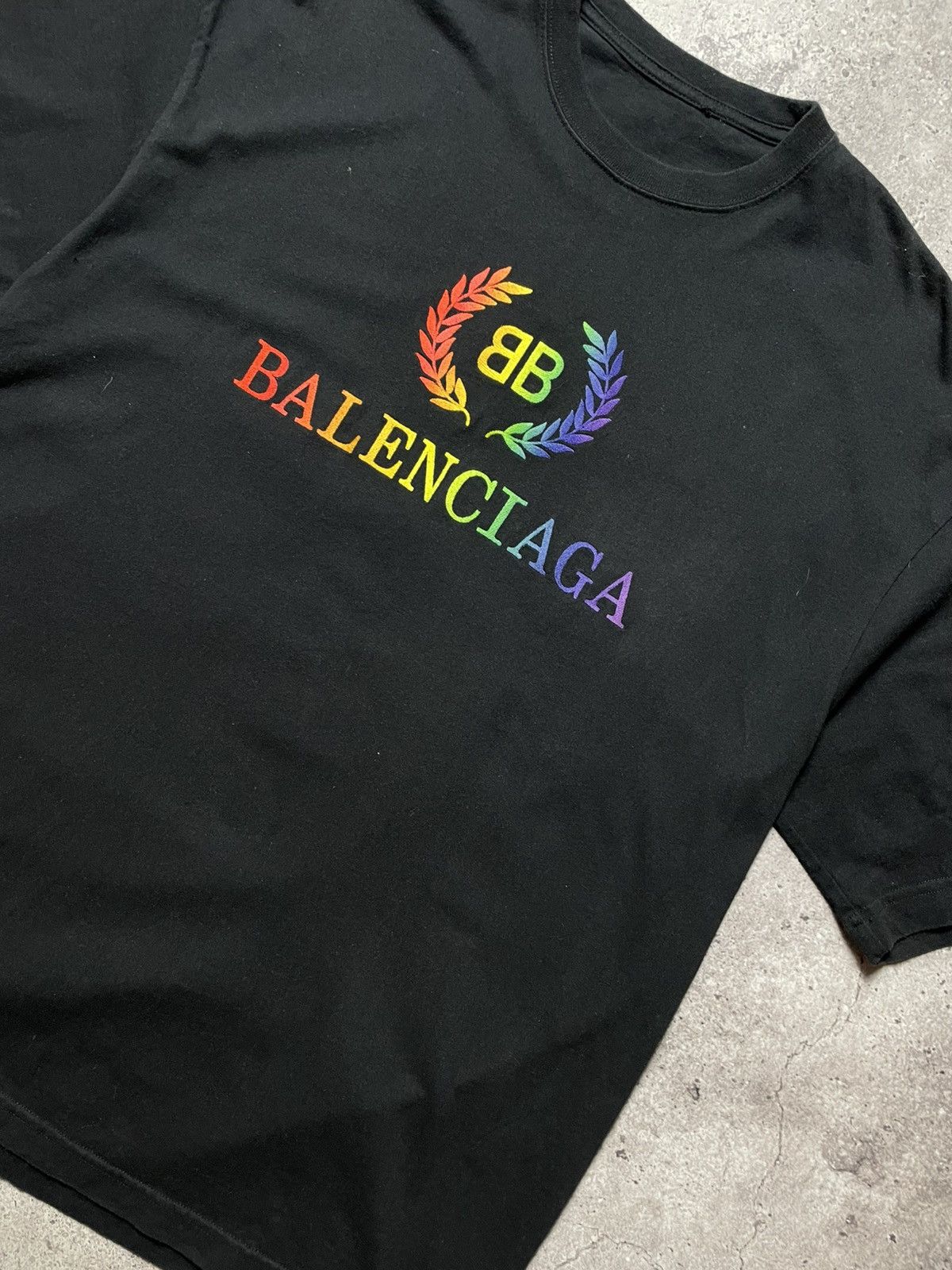 Balenciaga Balenciaga Rainbow Ear Tee Shirt Size US S / EU 44-46 / 1 - 2 Thumbnail
