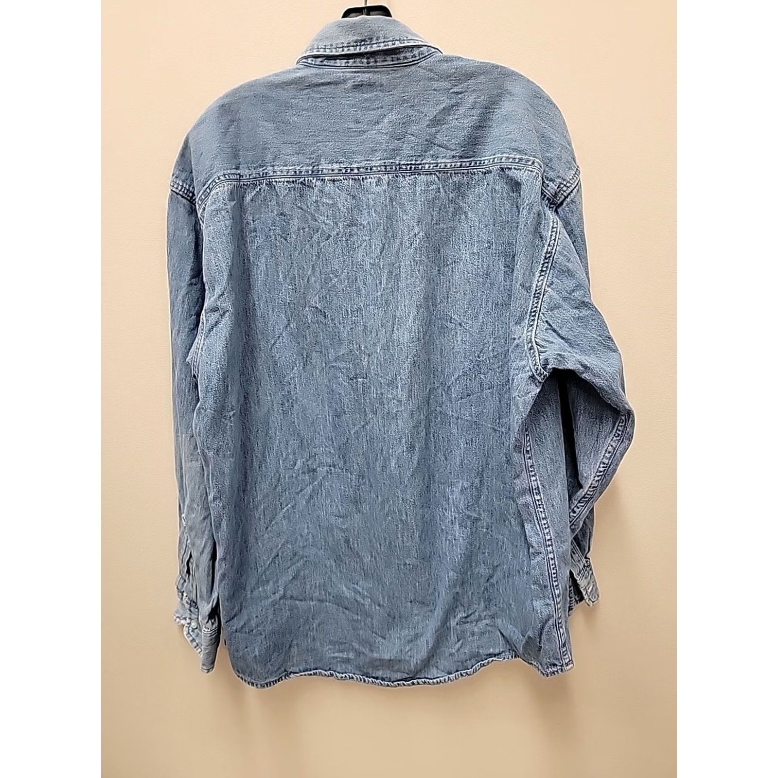 Gap VINTAGE Gap Denim Shirt Men L Blue Cotton Denim Button-Up Shirt Mens 90s (if applicable) Size US L / EU 52-54 / 3 - 7 Thumbnail
