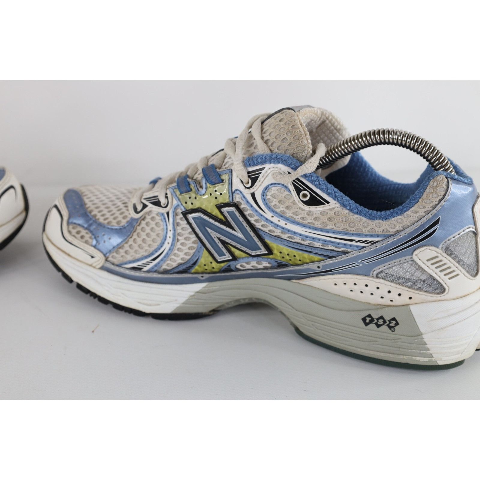 New Balance Vintage New Balance 760 Womens Size 8.5 B Distressed Spell O Size US 8.5 / IT 38.5 - 7 Thumbnail