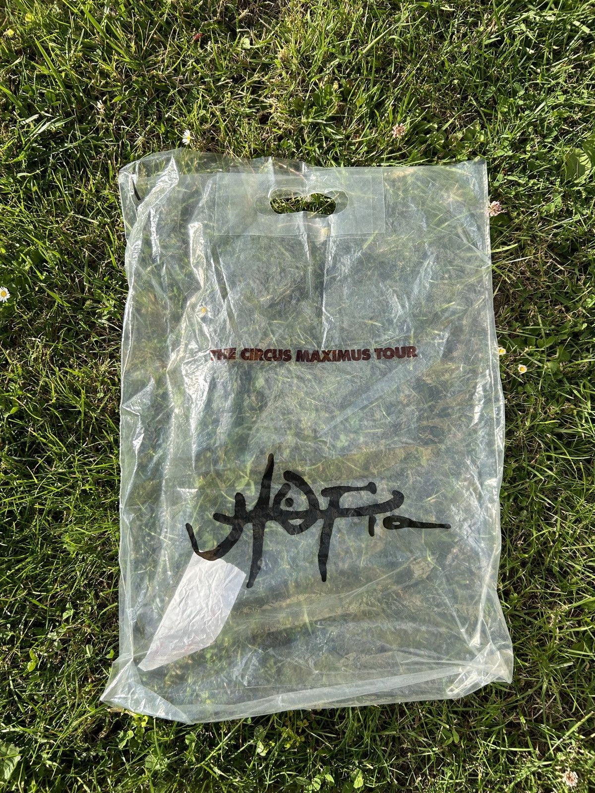 Travis Scott EUROPE EXCLUSIVE 2024 FOOTBALL UTOPIA TOUR TRAVIS SCOTT Size ONE SIZE - 5 Thumbnail
